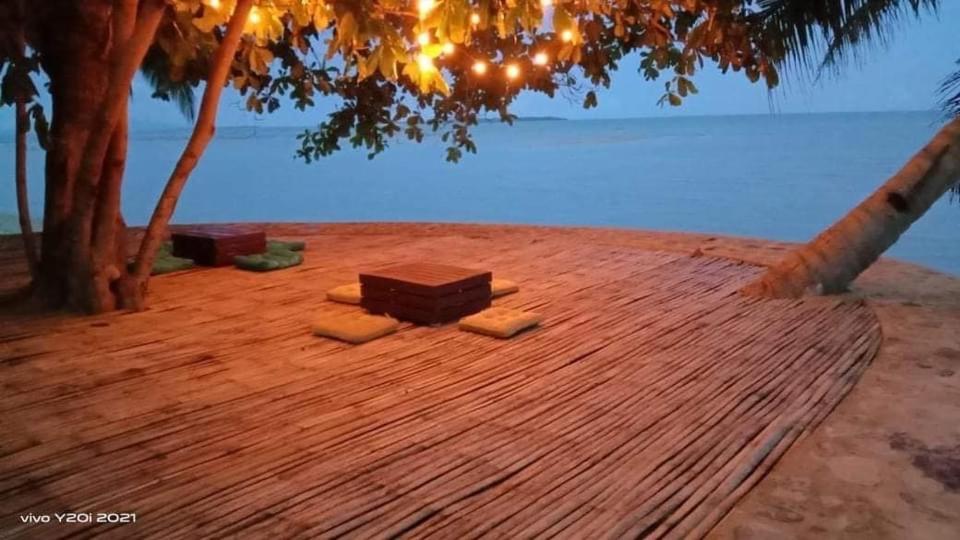 Bungalow with Sea View - Photo 19