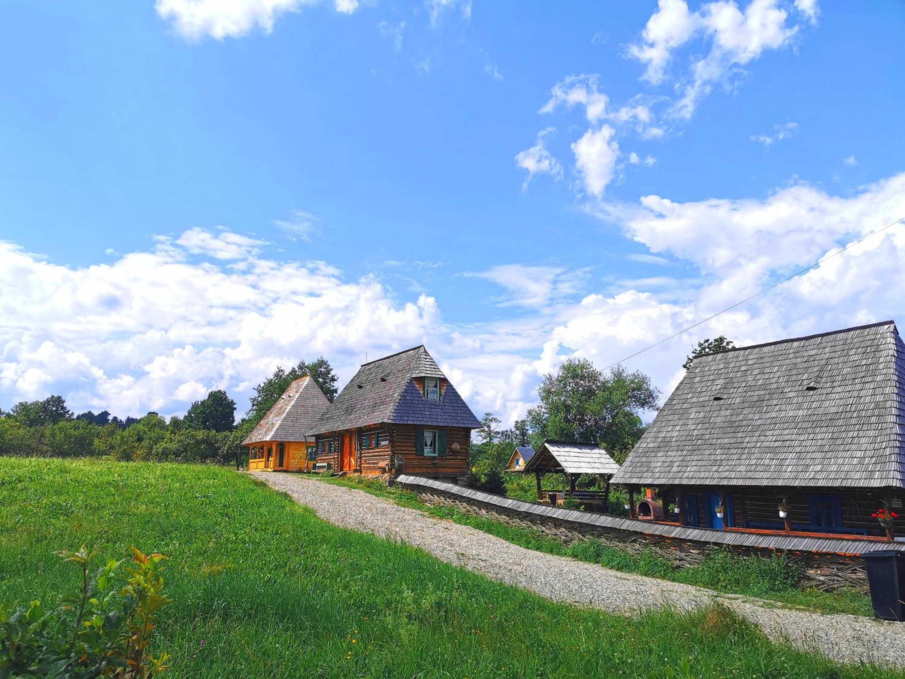 Three-Bedroom Chalet - Photo 6