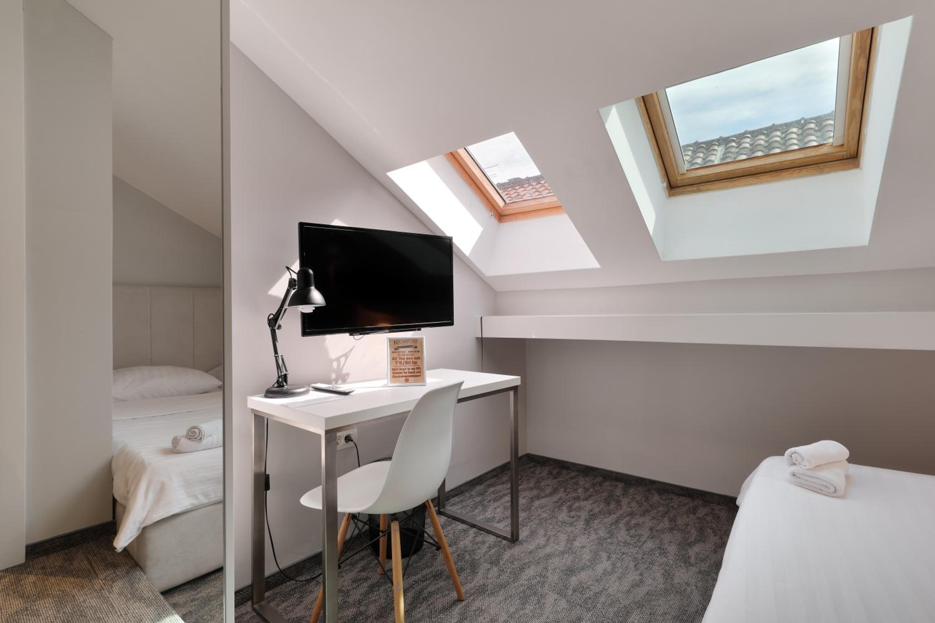 Standard Double Room photo 2
