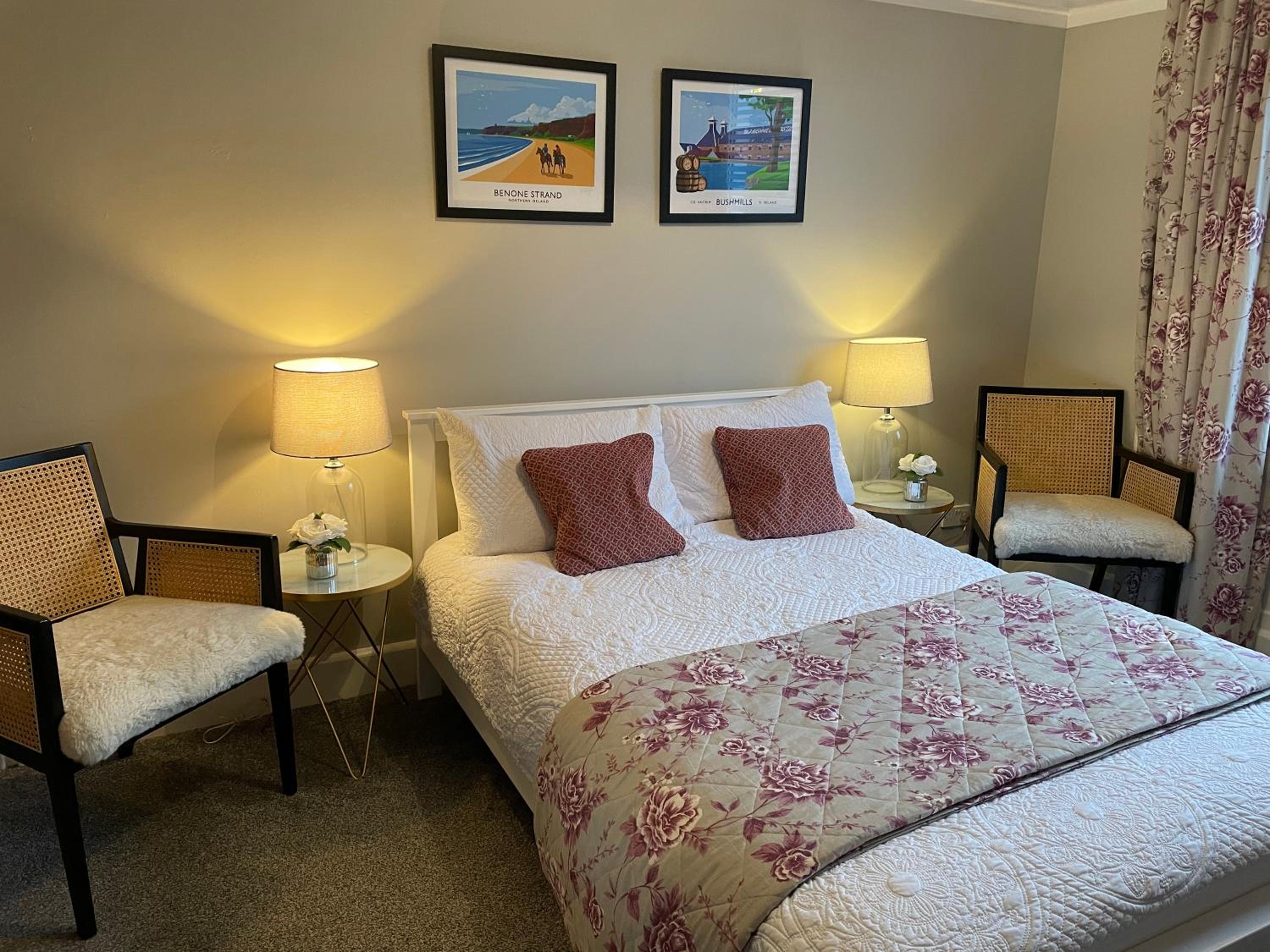 Double or Twin Room with Garden View photo 3