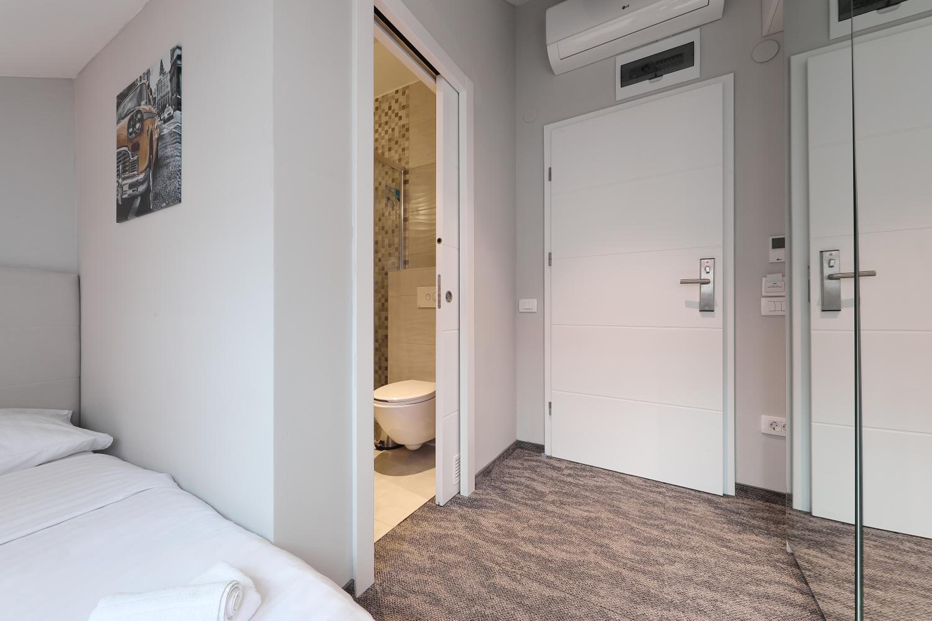Standard Double Room photo 1