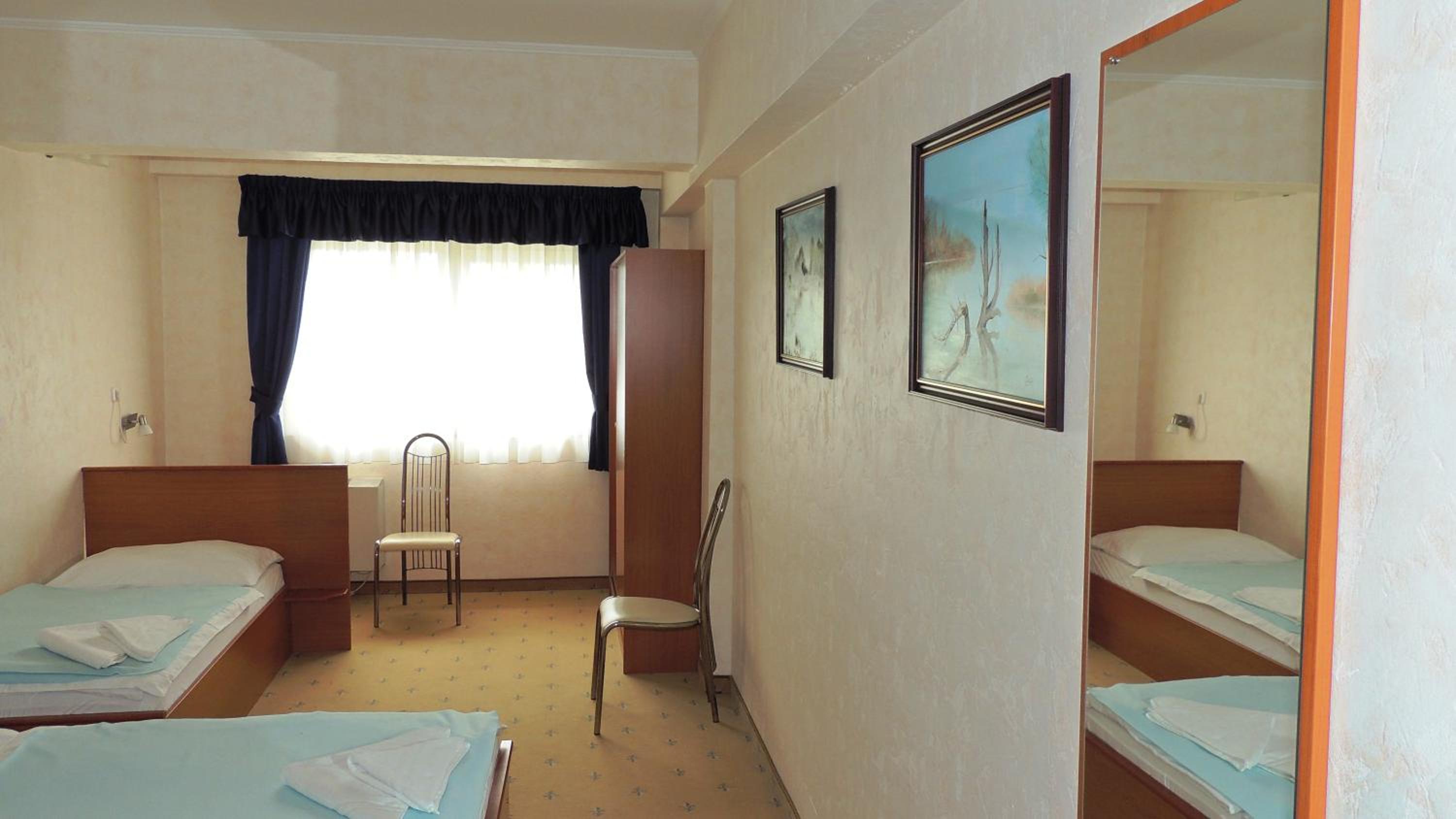 Triple Room - Photo 1