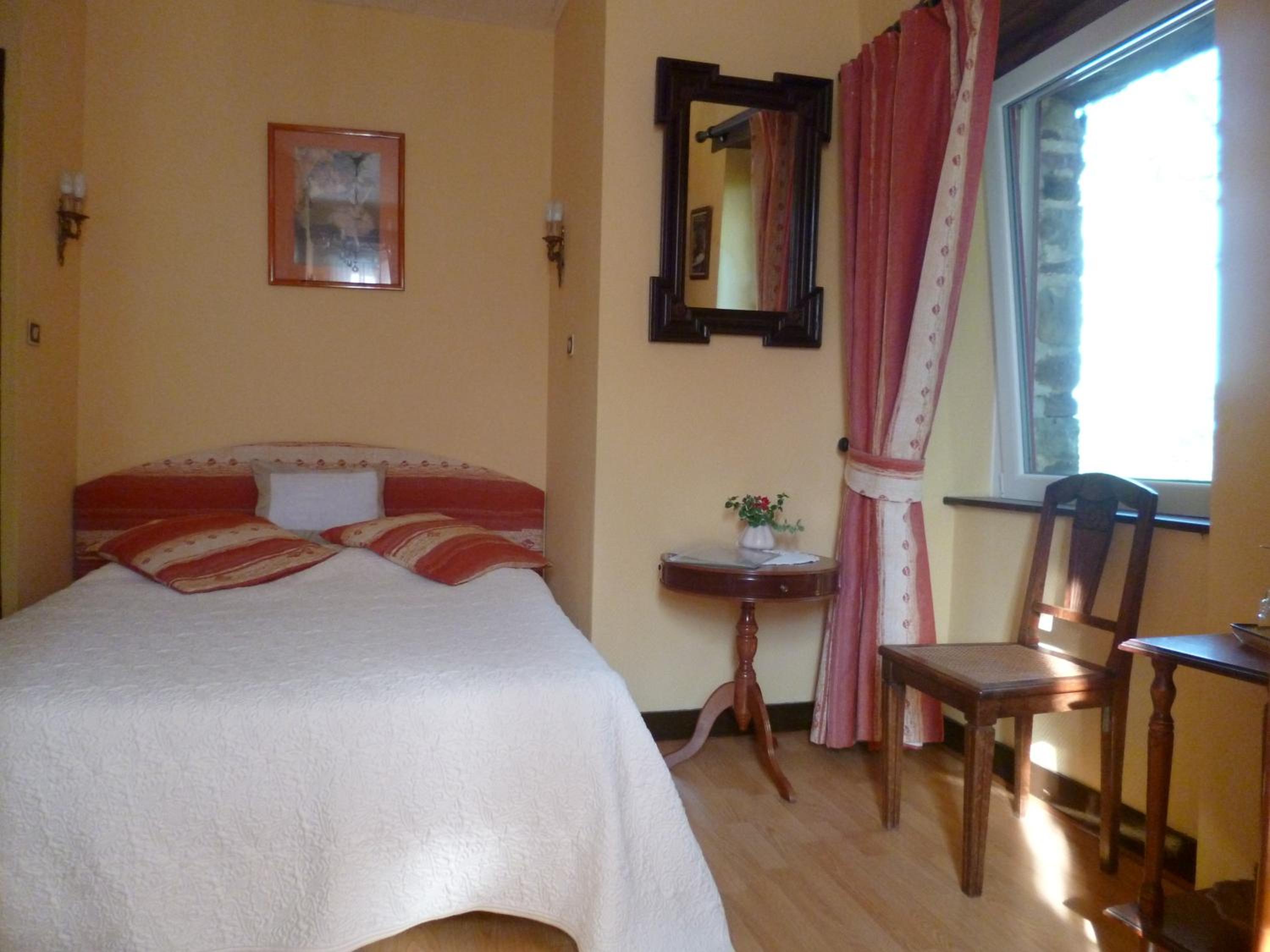 Double Room - Photo 2