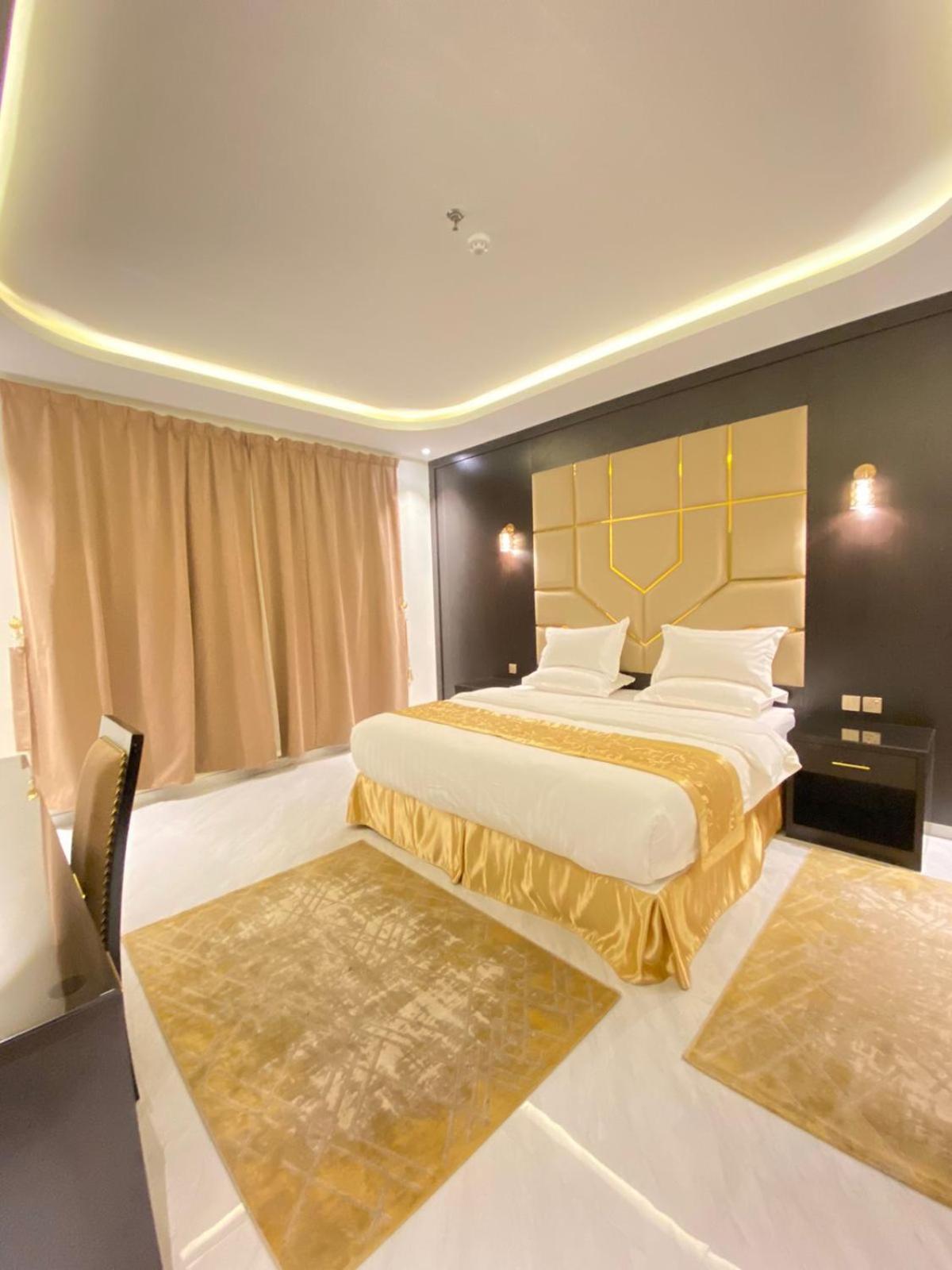 One-Bedroom Suite photo 3