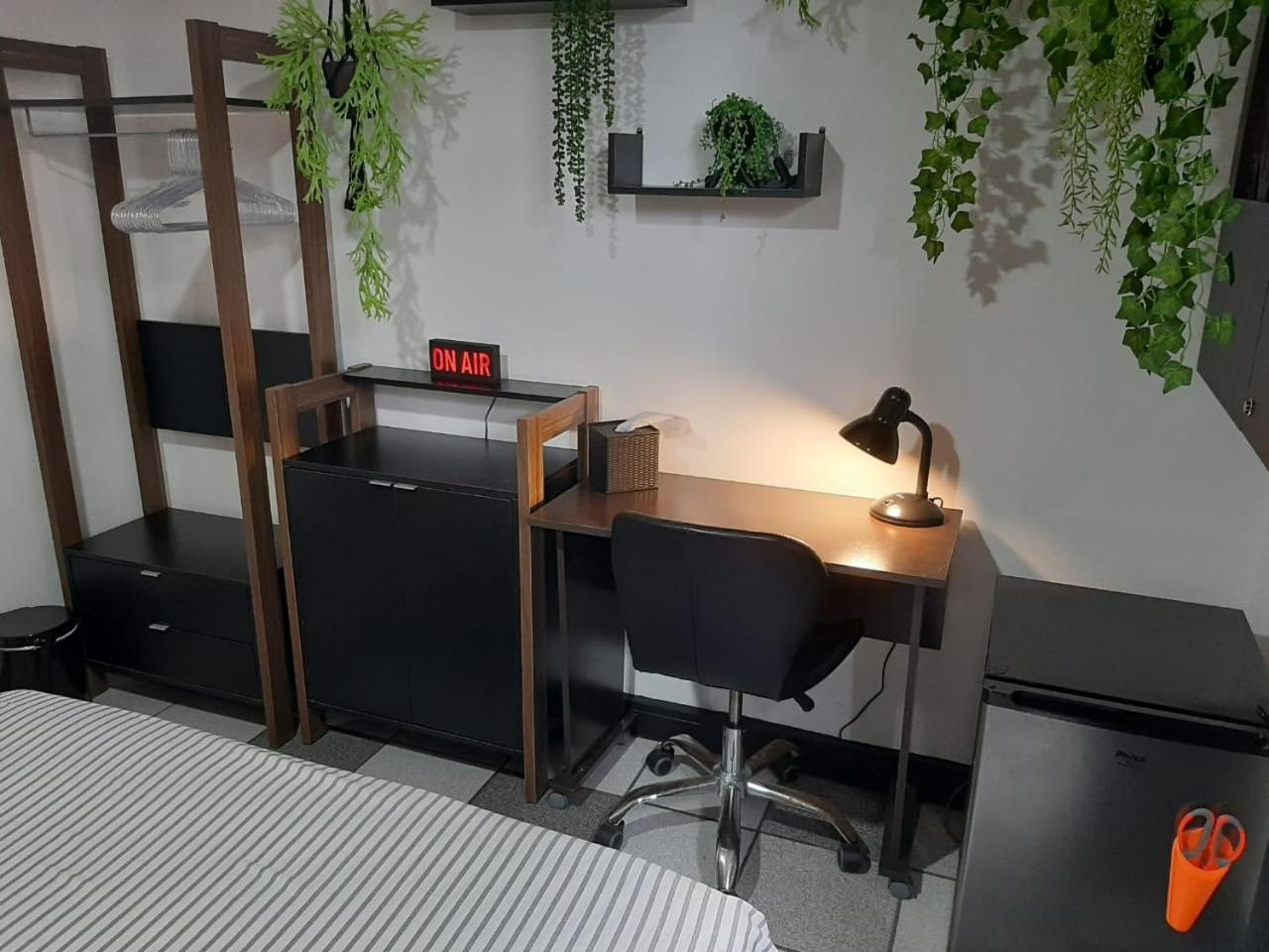 Budget Double Room - Photo 6