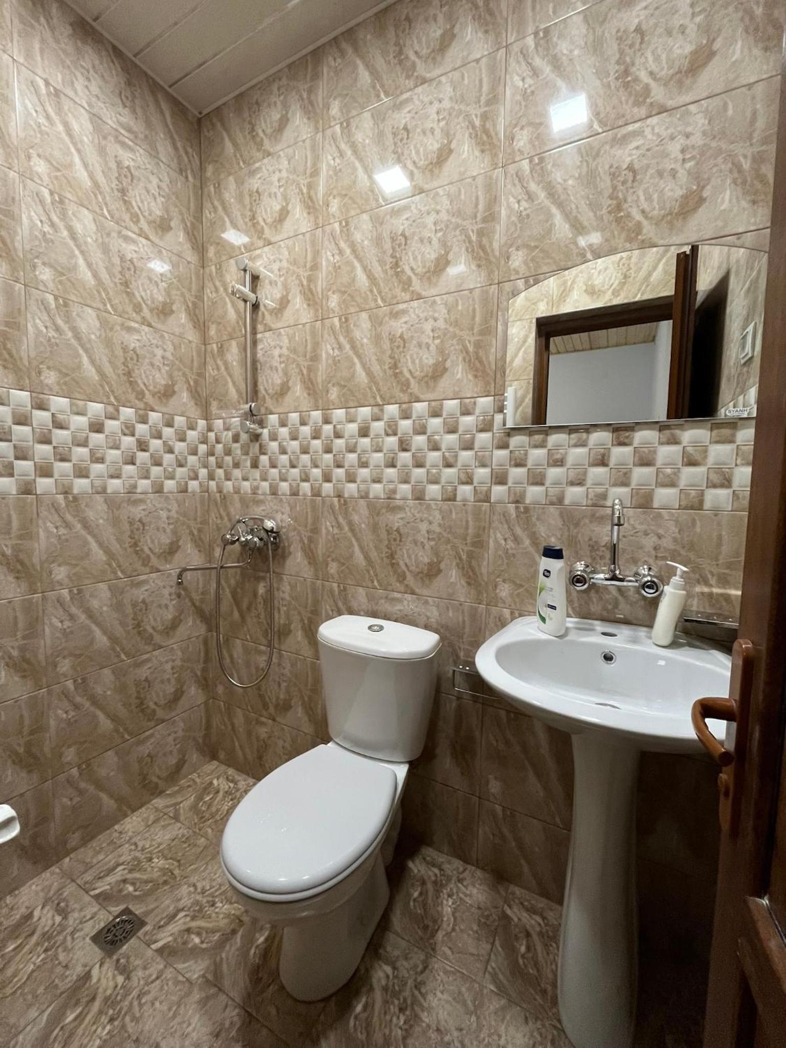 Triple Room with Private Bathroom photo 3