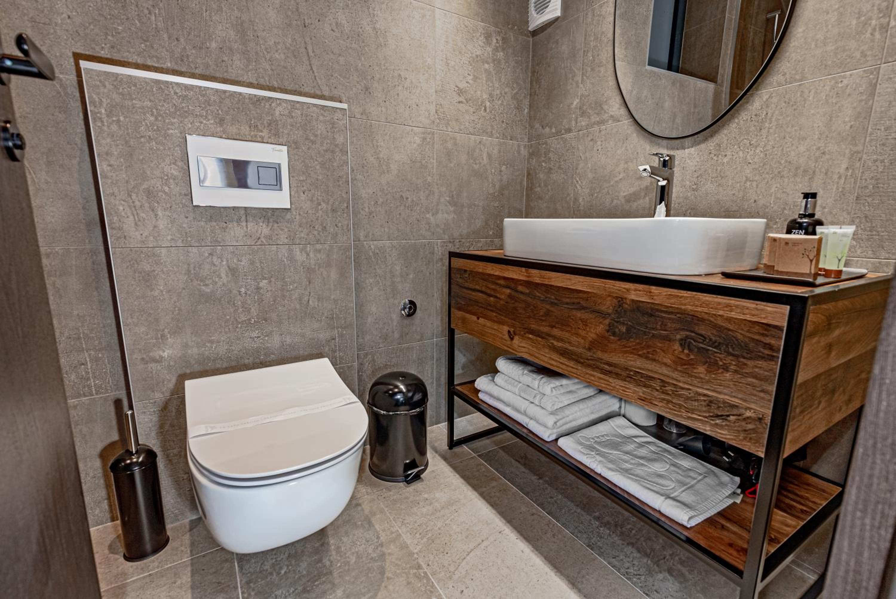 Superior Double Room - Photo 11