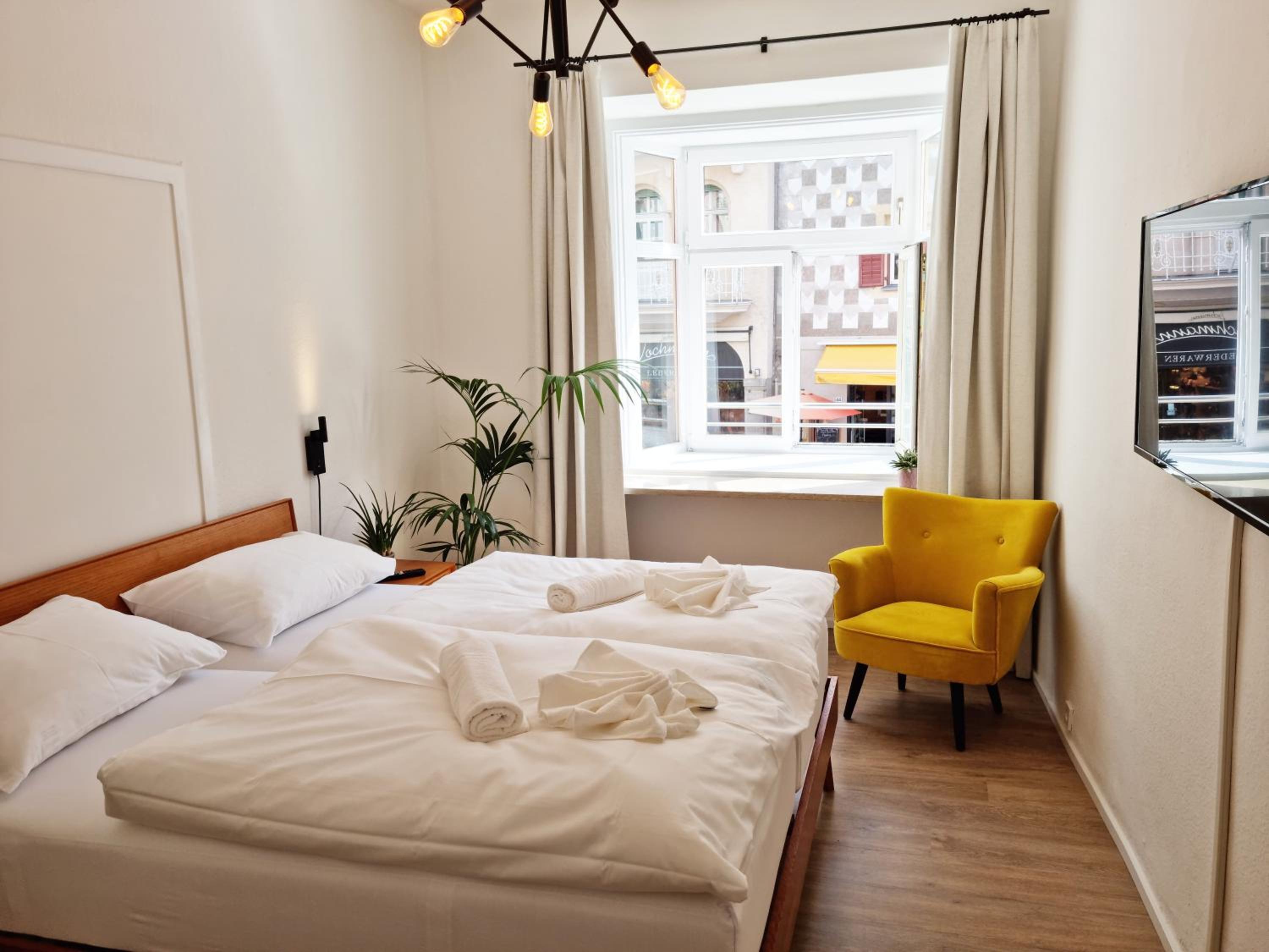 Double Room with Shared Bathroom