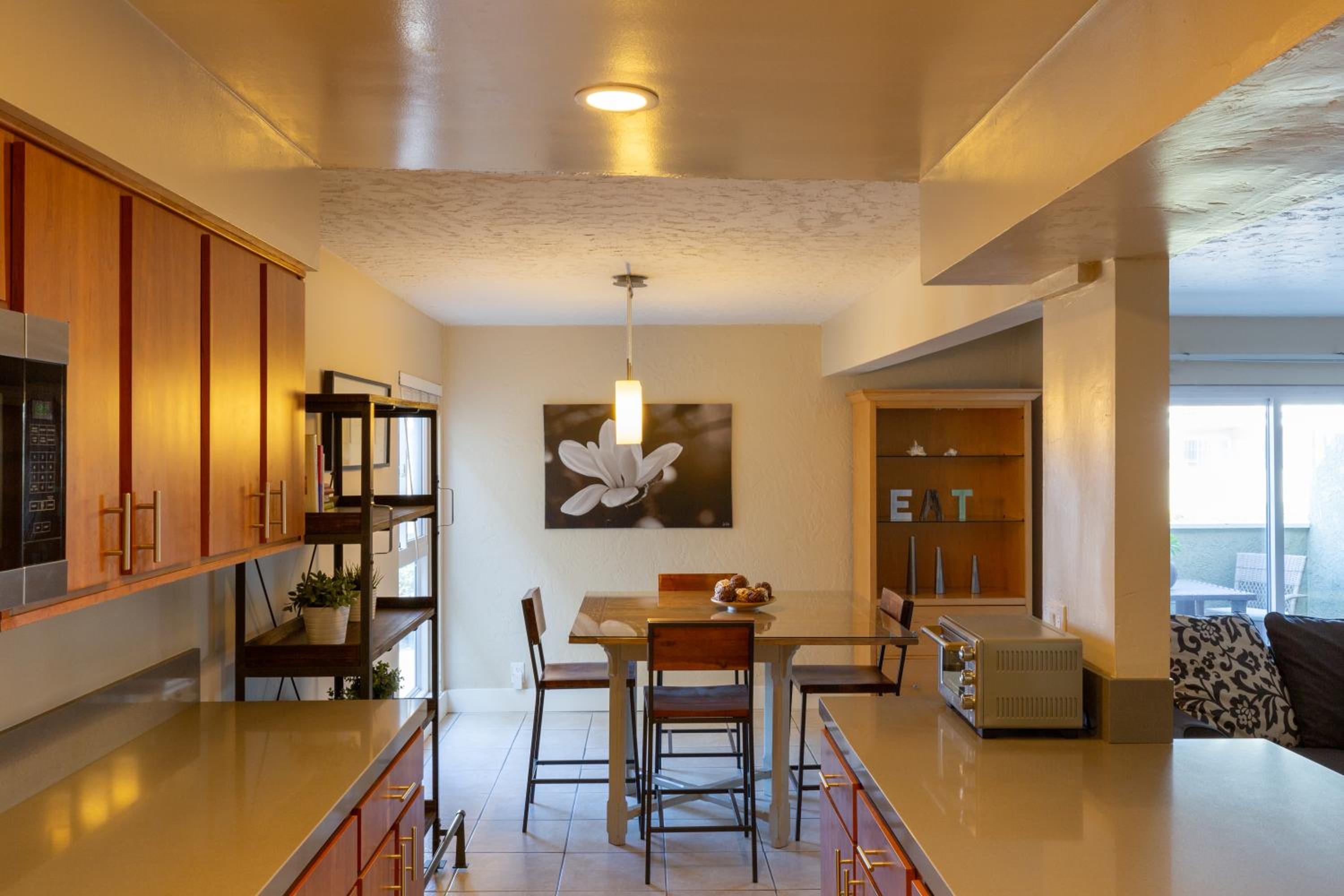 Two-Bedroom Villa with Avenue View #2 photo 3