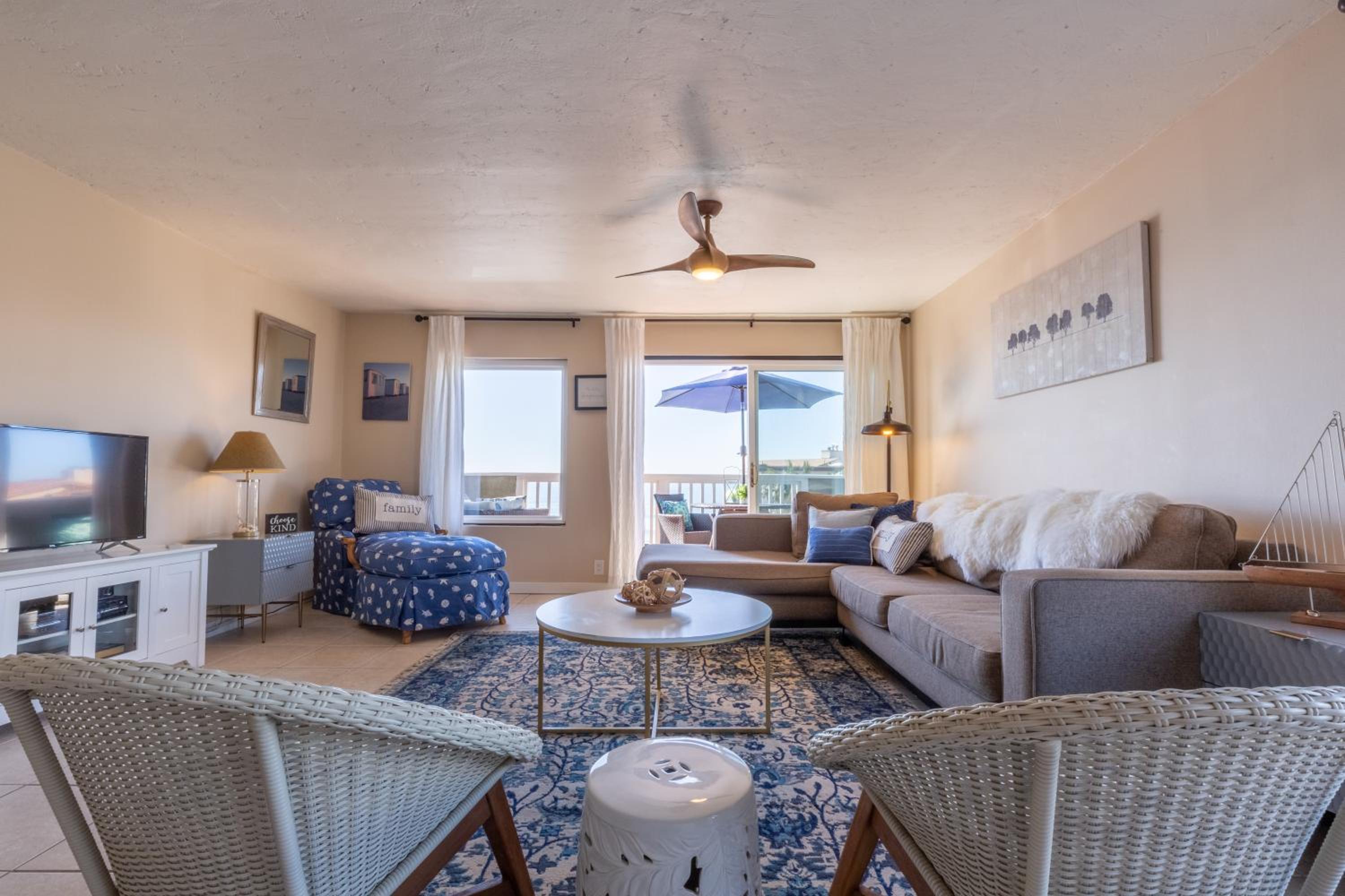 Two-Bedroom Villa with Ocean View - Wrap-around Balcony #6 photo 1
