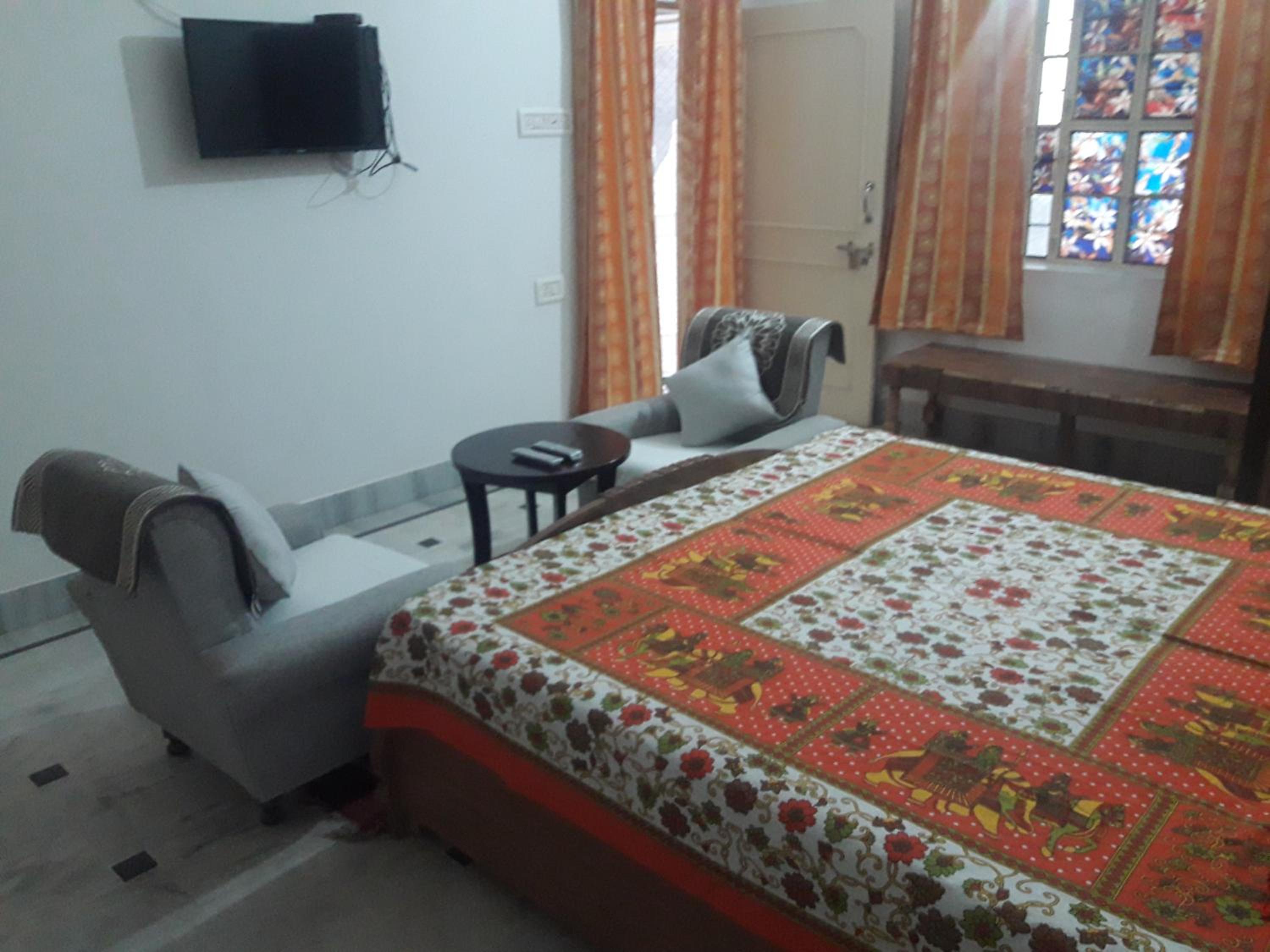 Double Room With Private Bathroom photo 1
