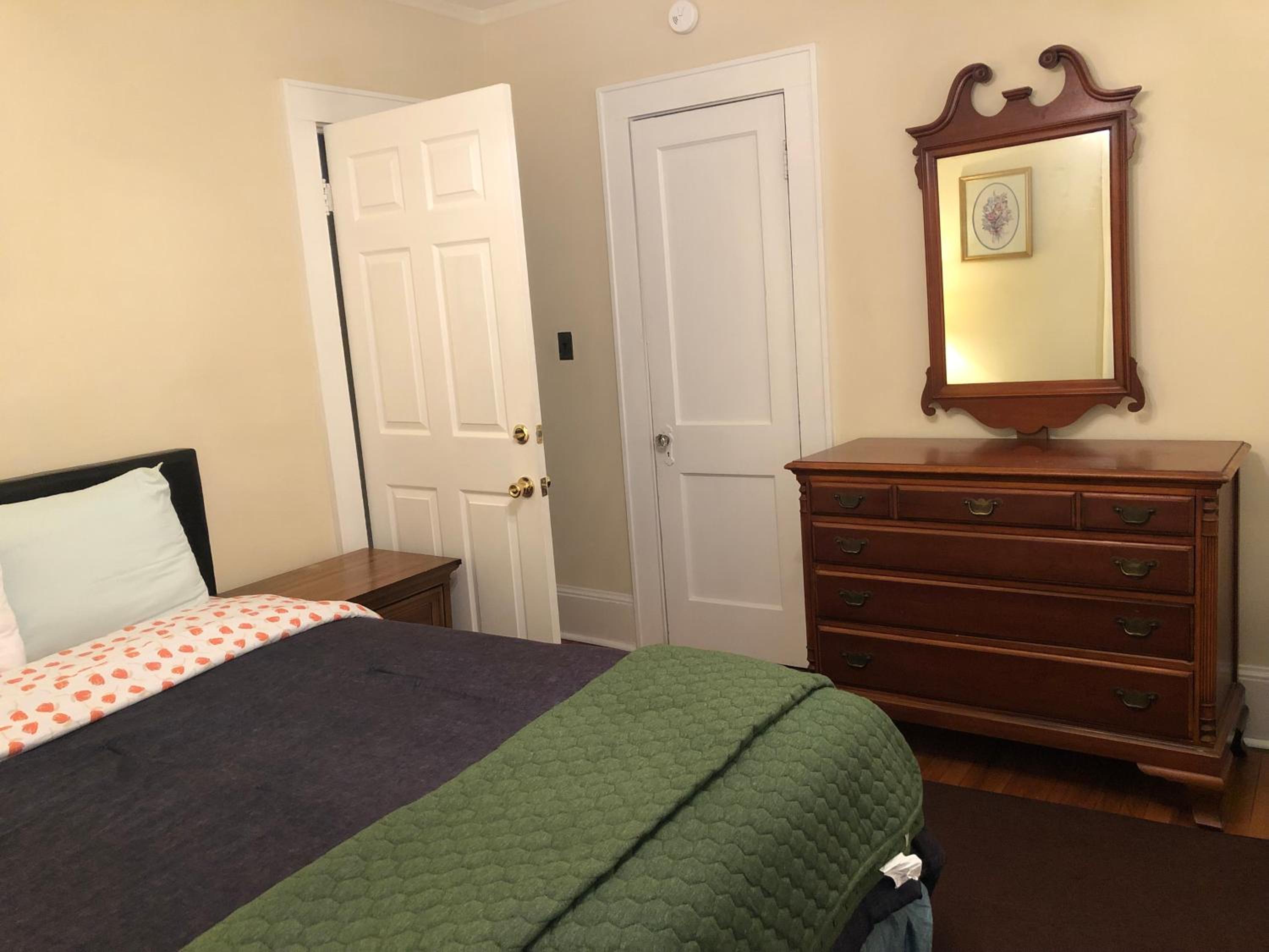 Queen Room