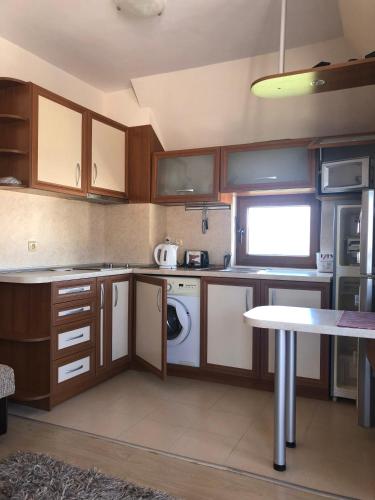One-Bedroom Apartment - Photo 9
