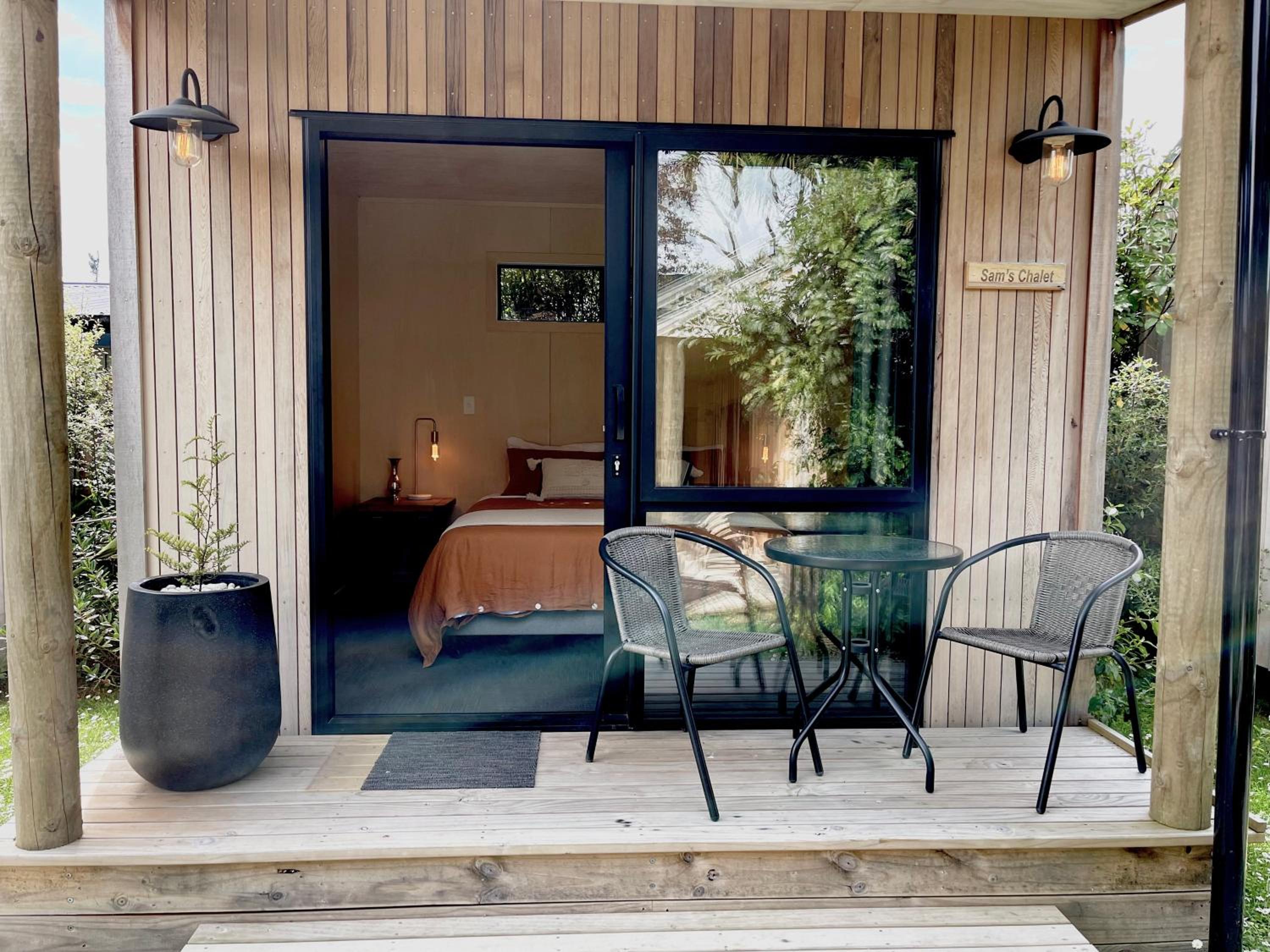 Garden Cabin - Photo 2