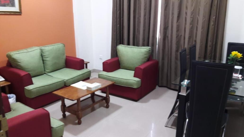 Deluxe Studio