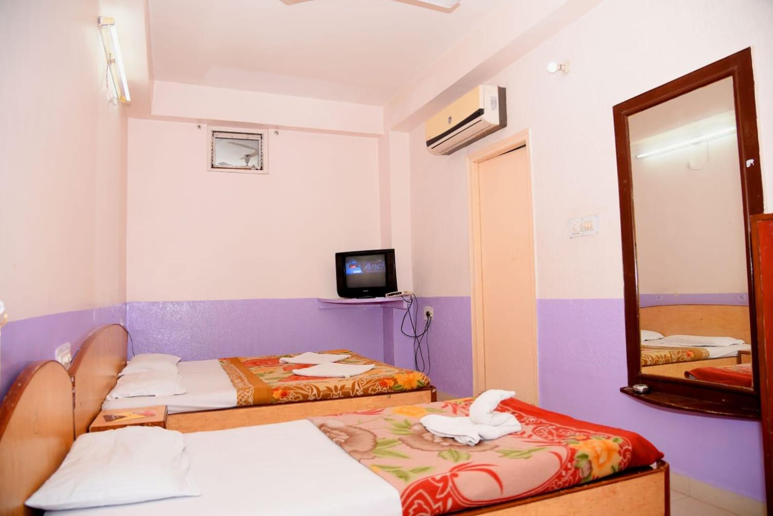 Deluxe Triple Room - Photo 5