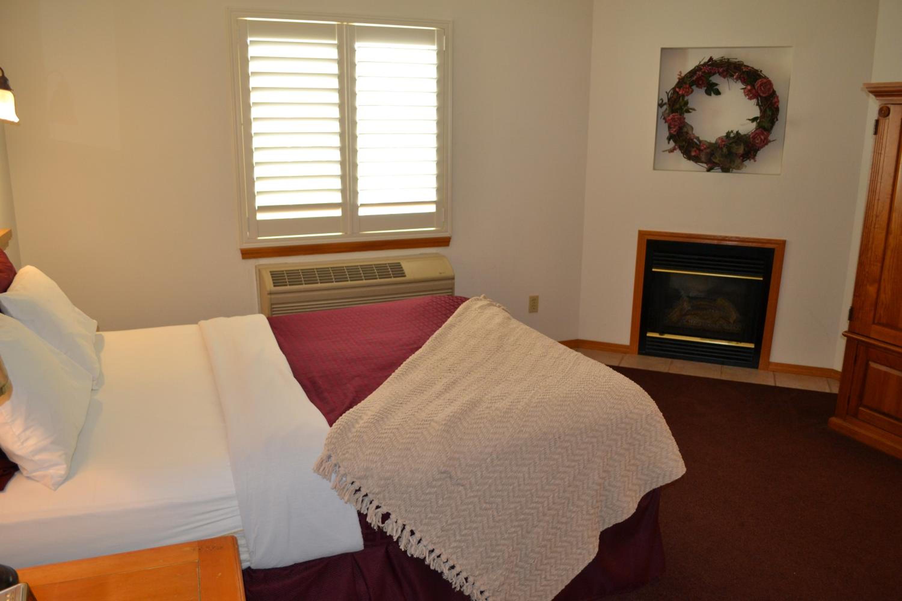 Honeymoon Suite photo 1