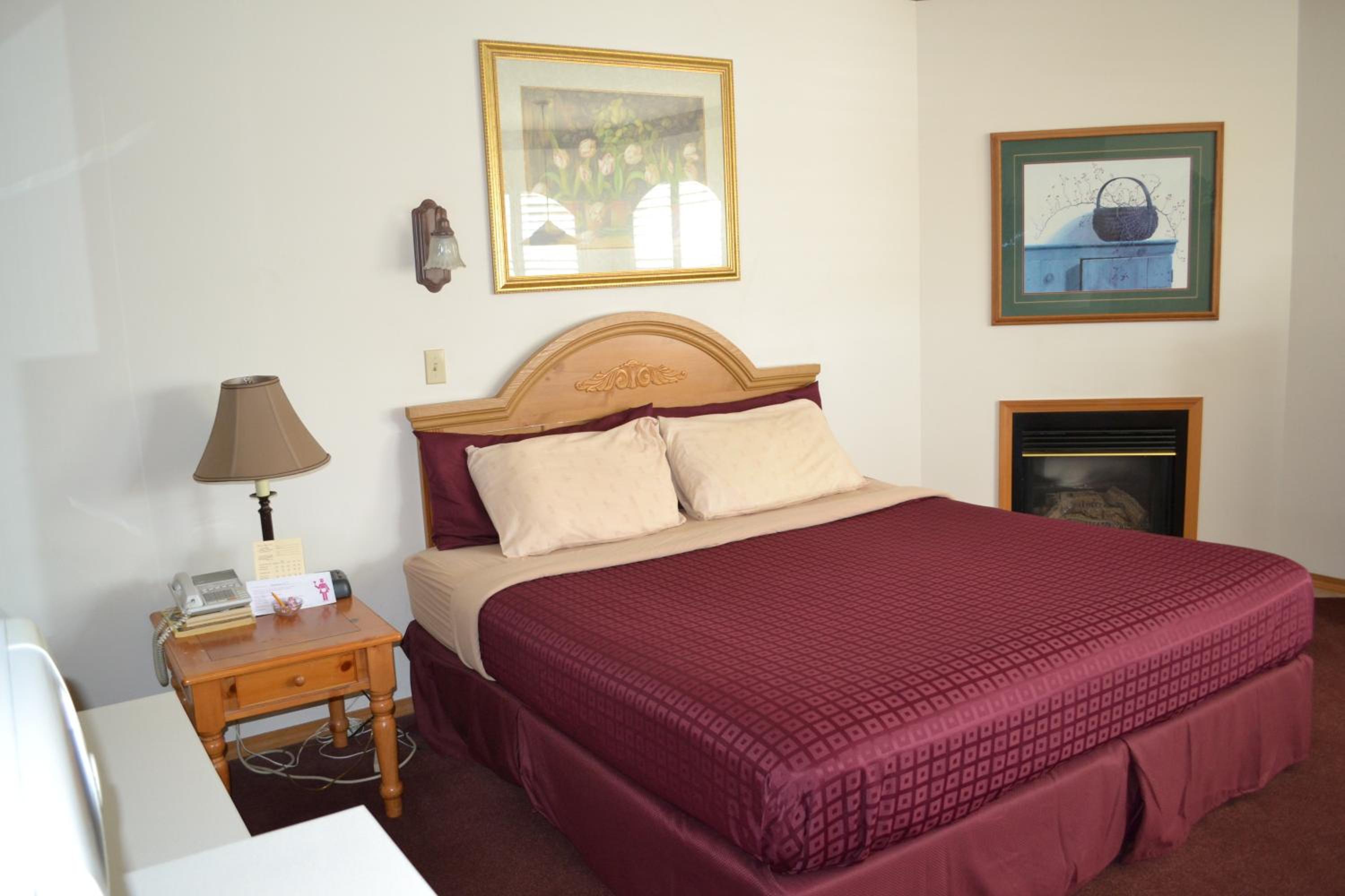 Honeymoon Suite photo 2