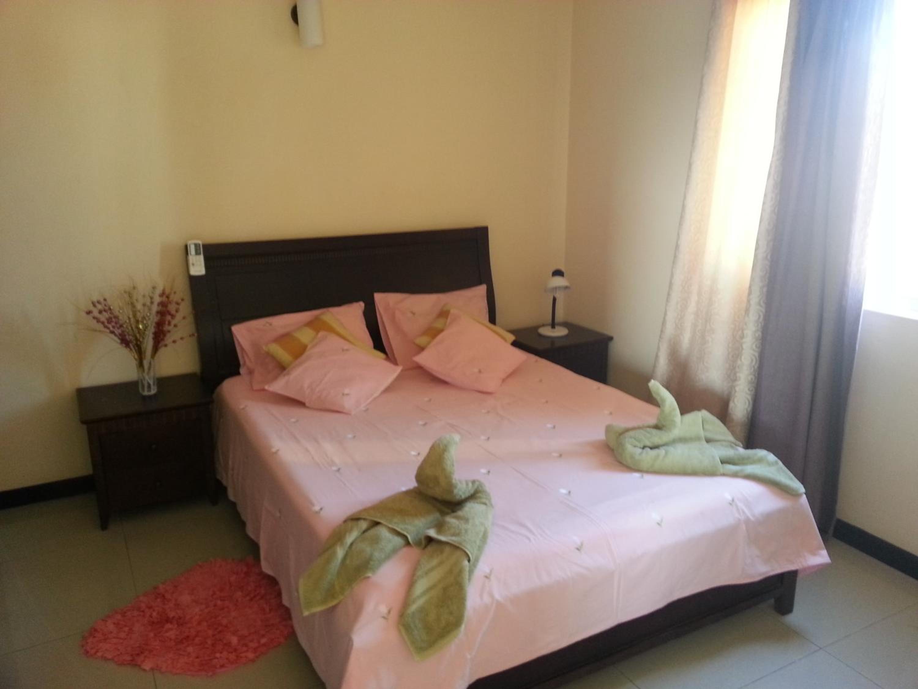 One-Bedroom Apartment - Photo 15