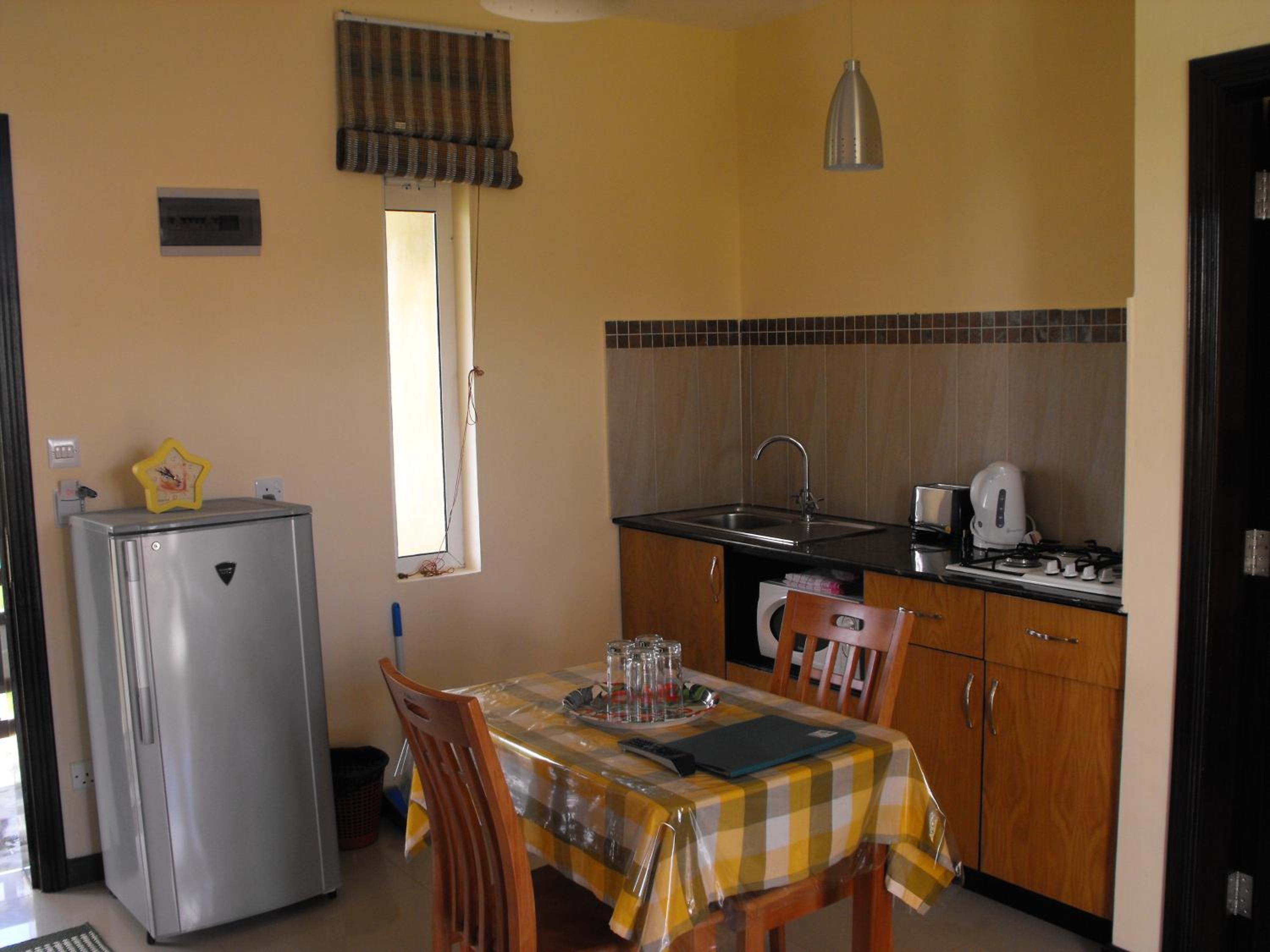 One-Bedroom Apartment - Photo 17