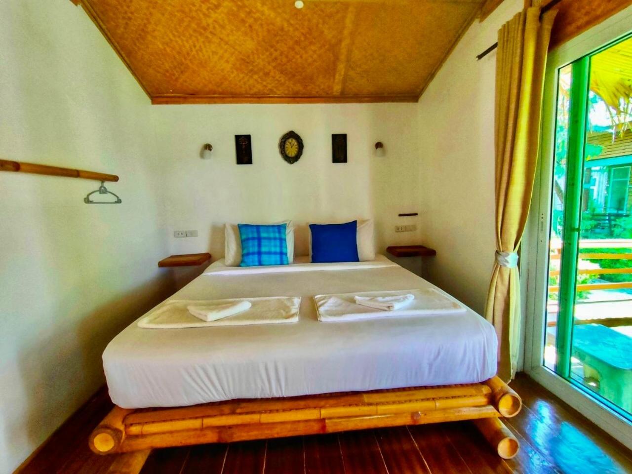 Seaview Cottage - Photo 12