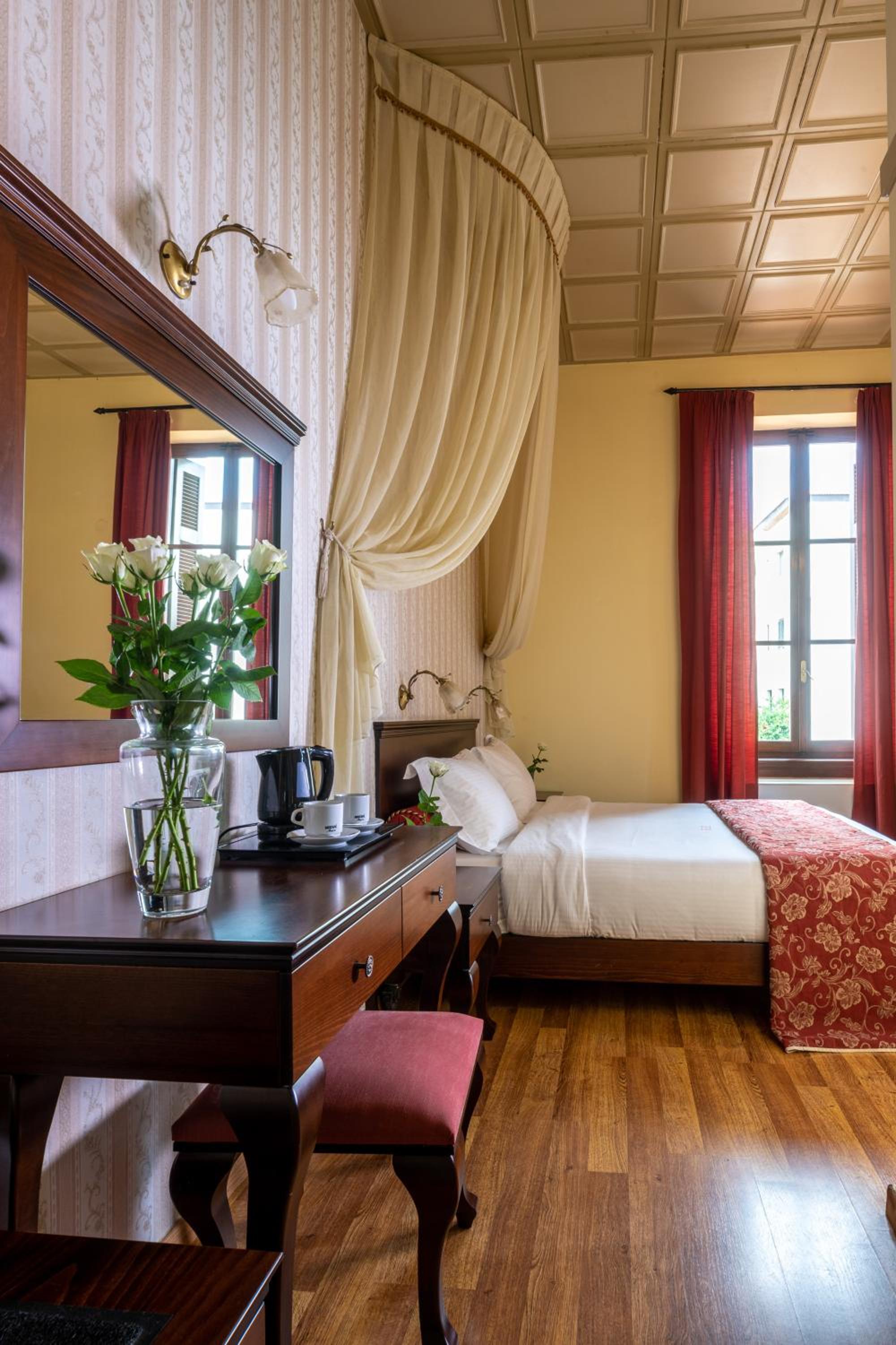 Superior Double or Twin Room - Photo 4