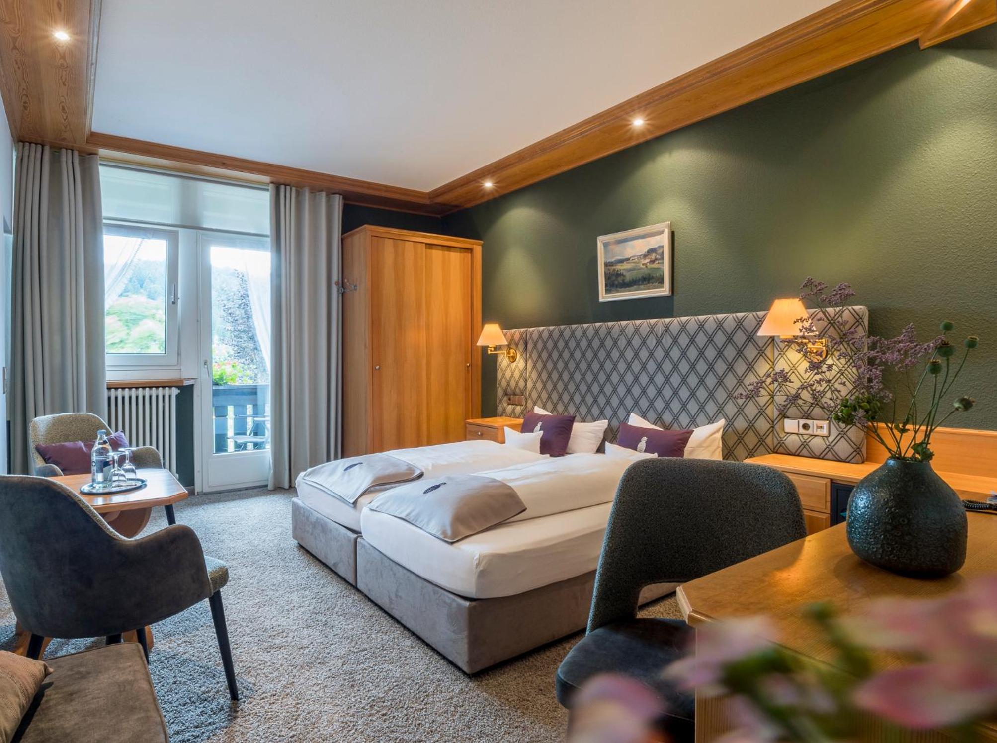 Double Room with Balcony - Photo 6