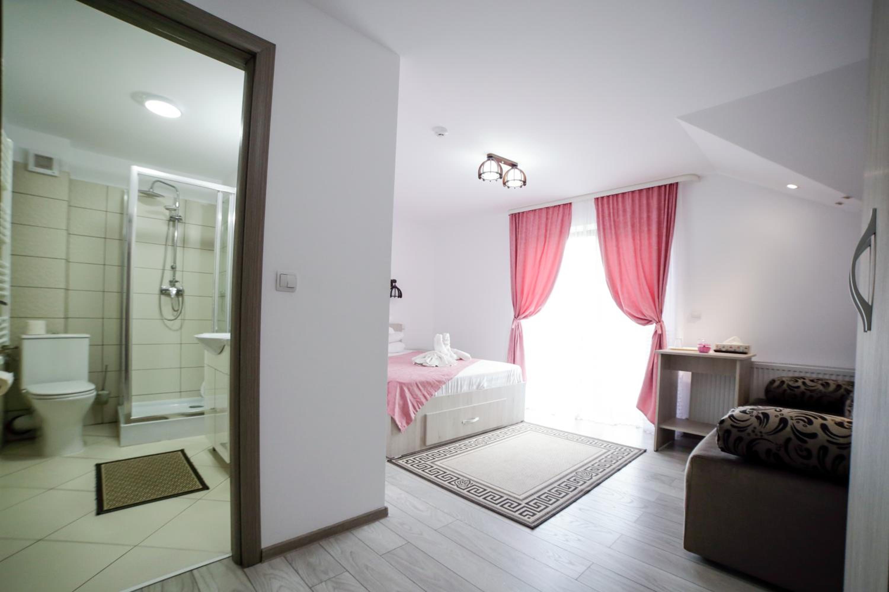 Superior Double Room - Photo 1