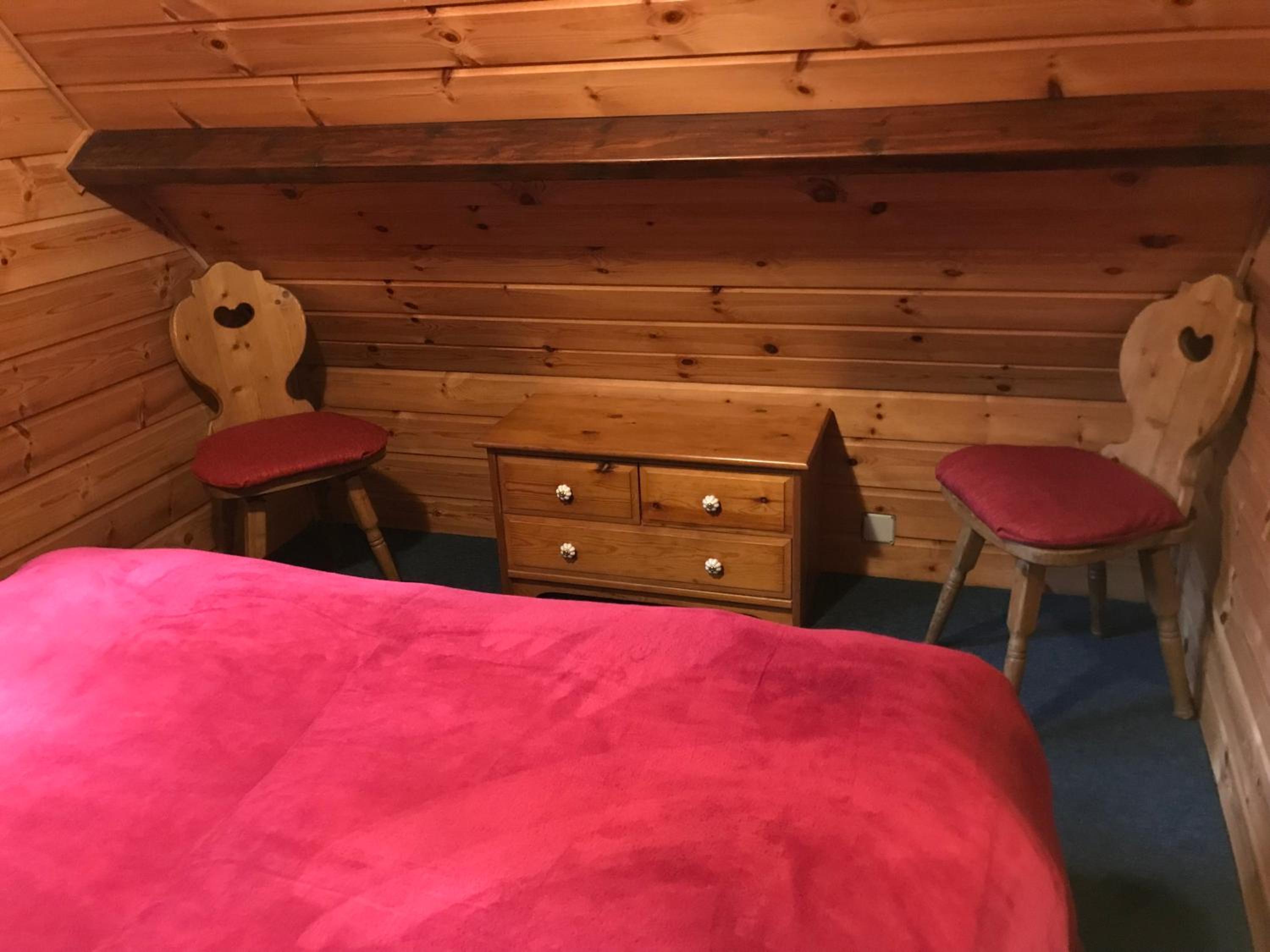 Two-Bedroom House - Photo 23