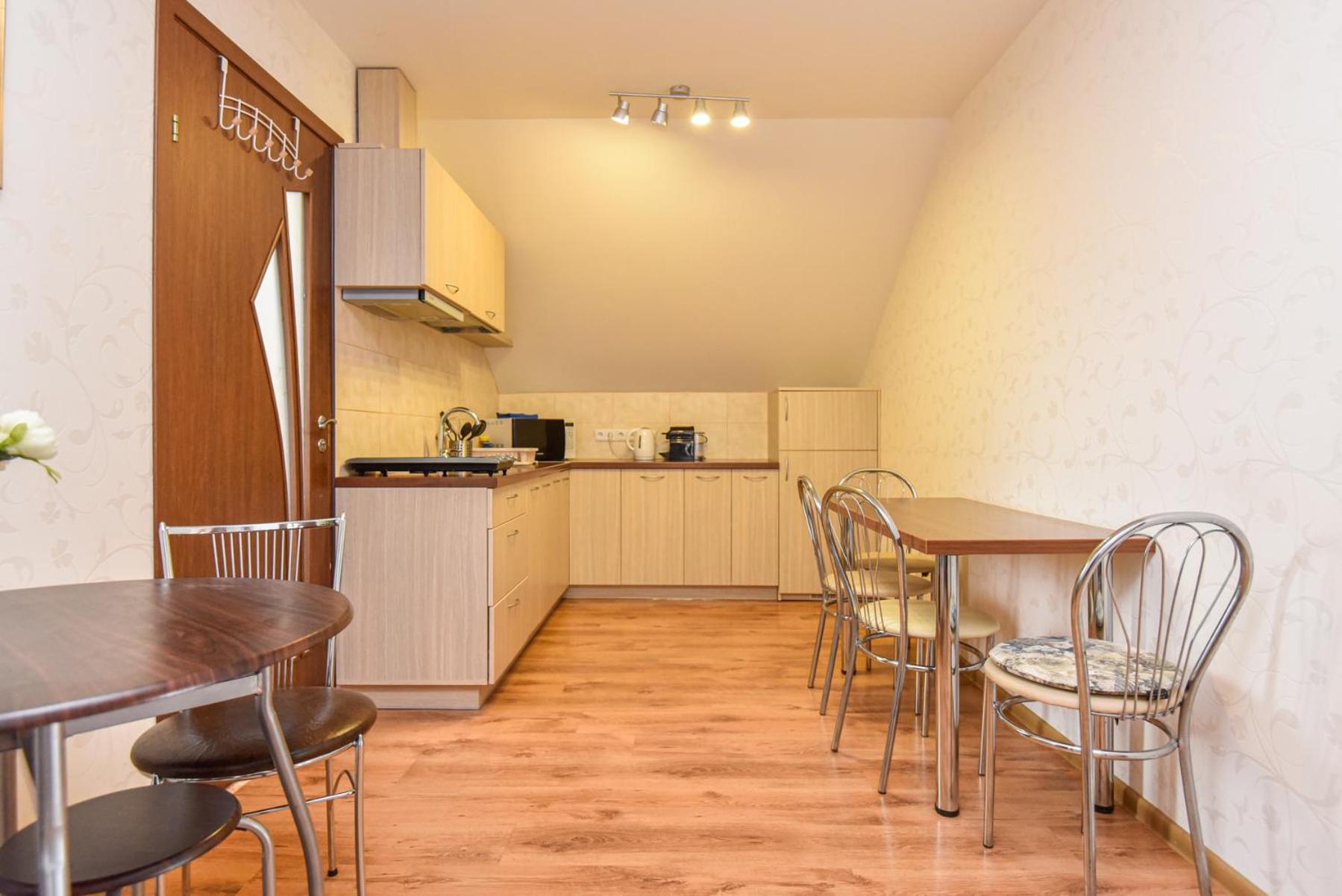 Two-Bedroom Apartment - Penthouse - Photo 5