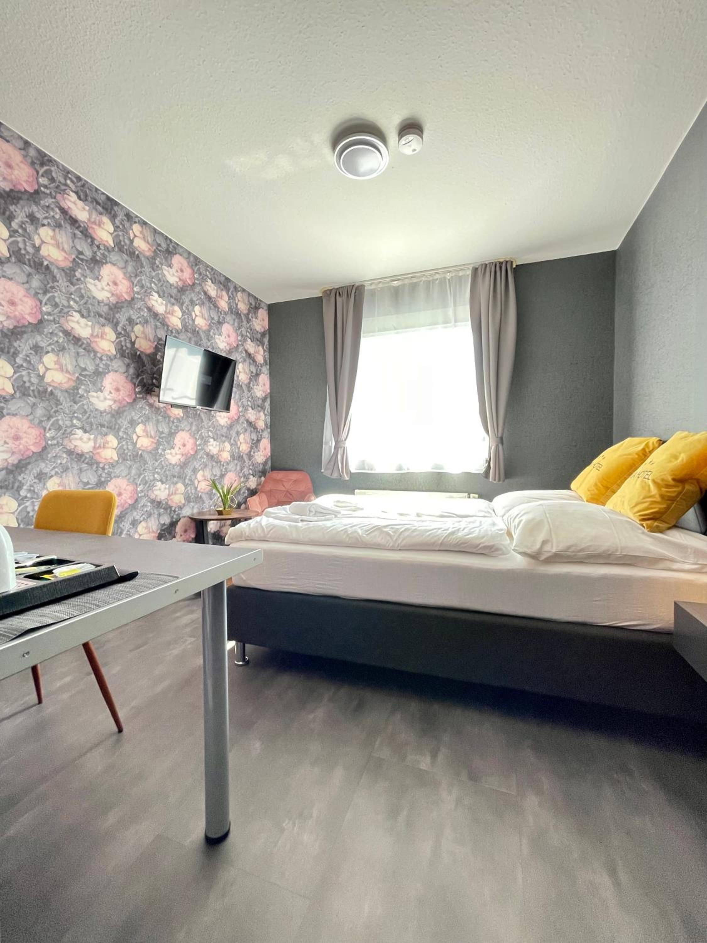 Double Room with Private Bathroom photo 1