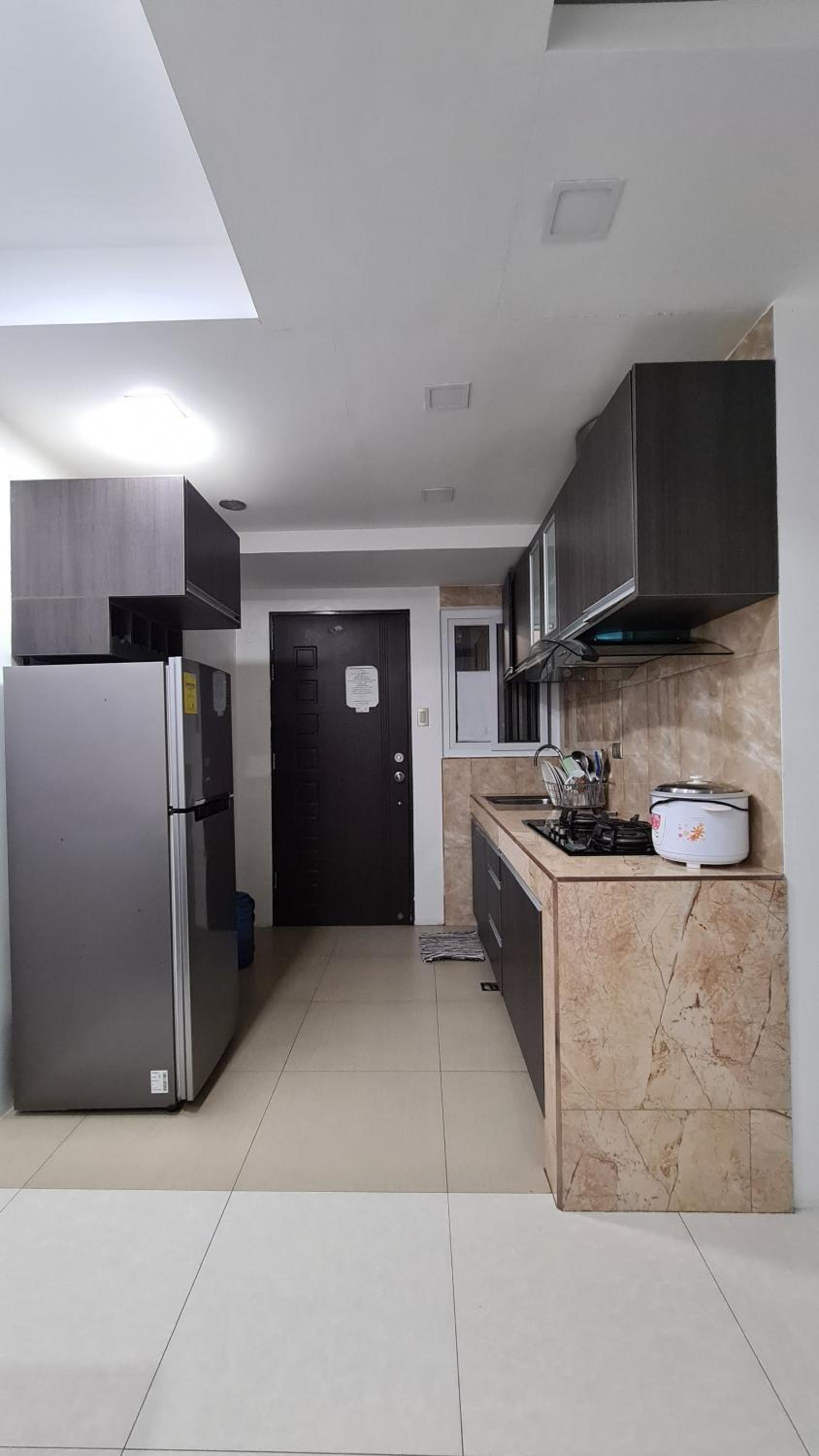 One-Bedroom Apartment - Photo 5