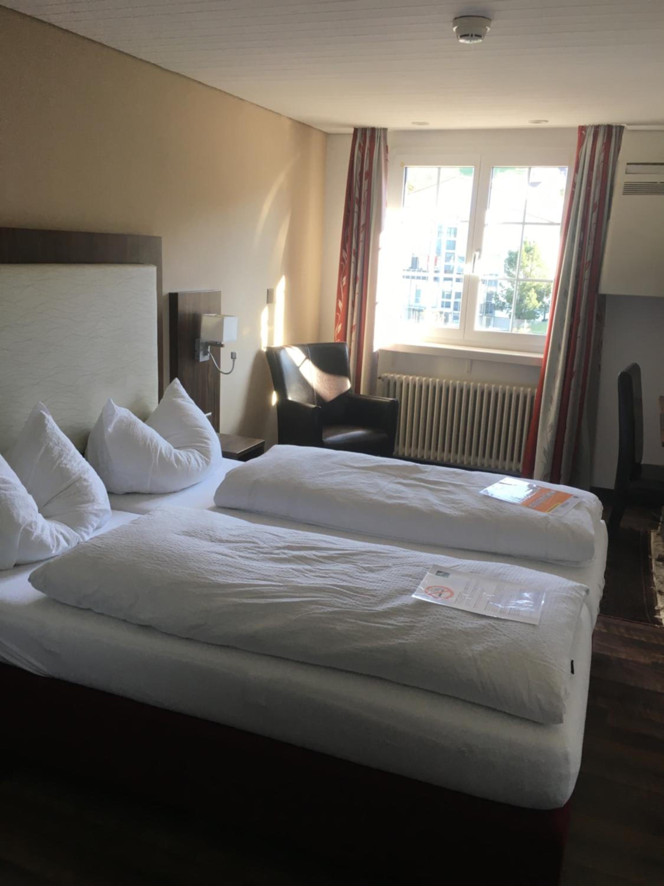 Double Room Facing Street photo 2
