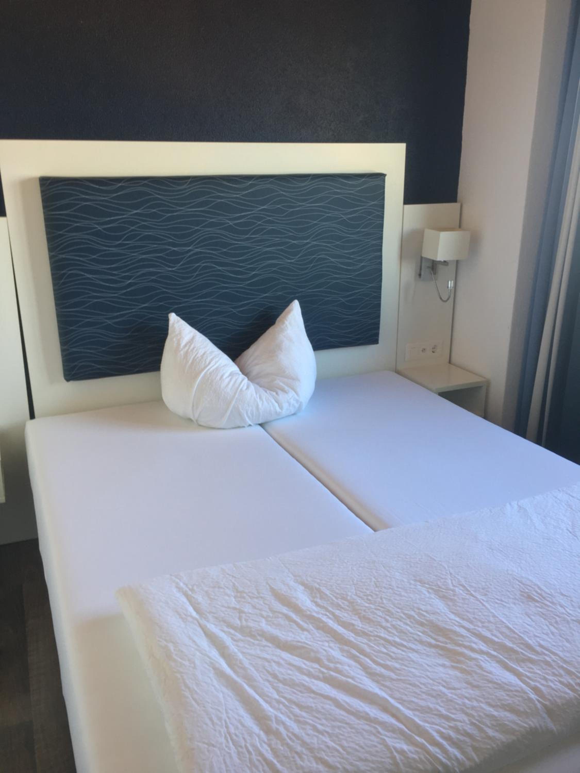 Single Room with Lake View photo 1