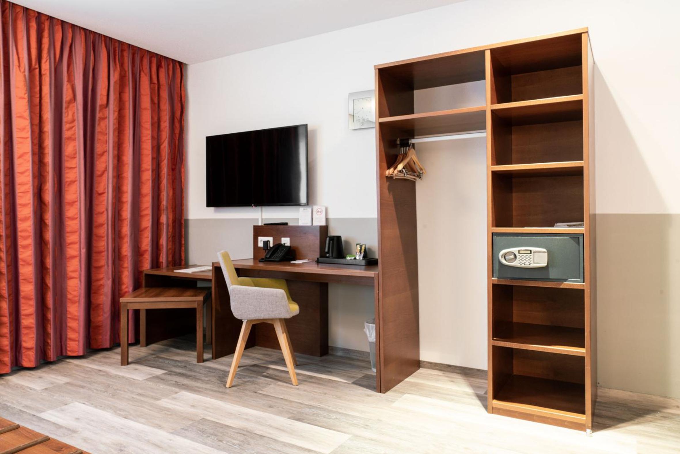 Standard Single Room photo 3