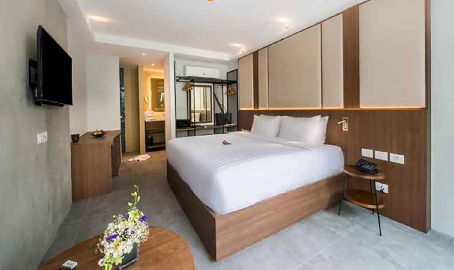 Deluxe Double or Twin Room with Garden View