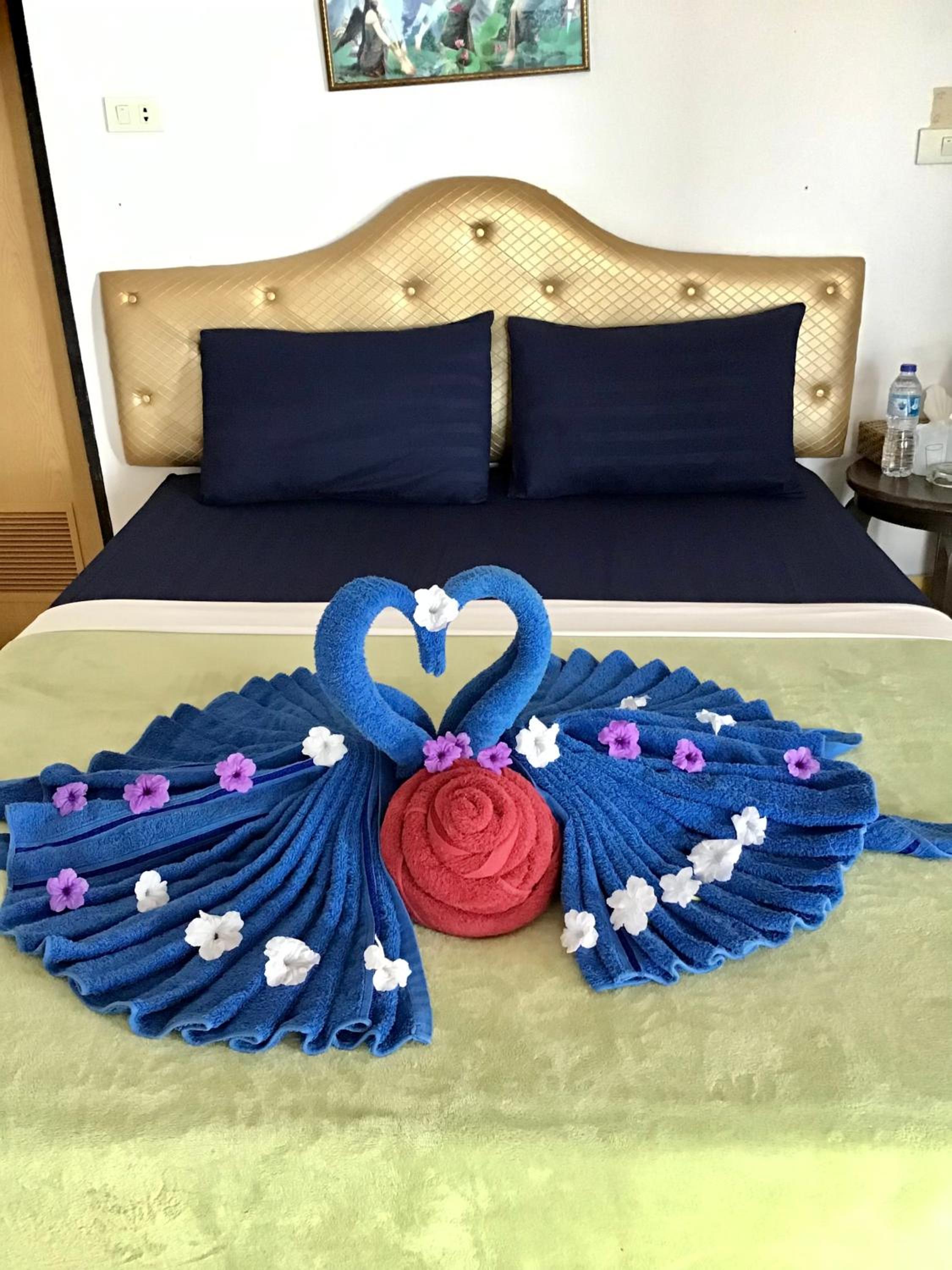 Deluxe King Room photo 1