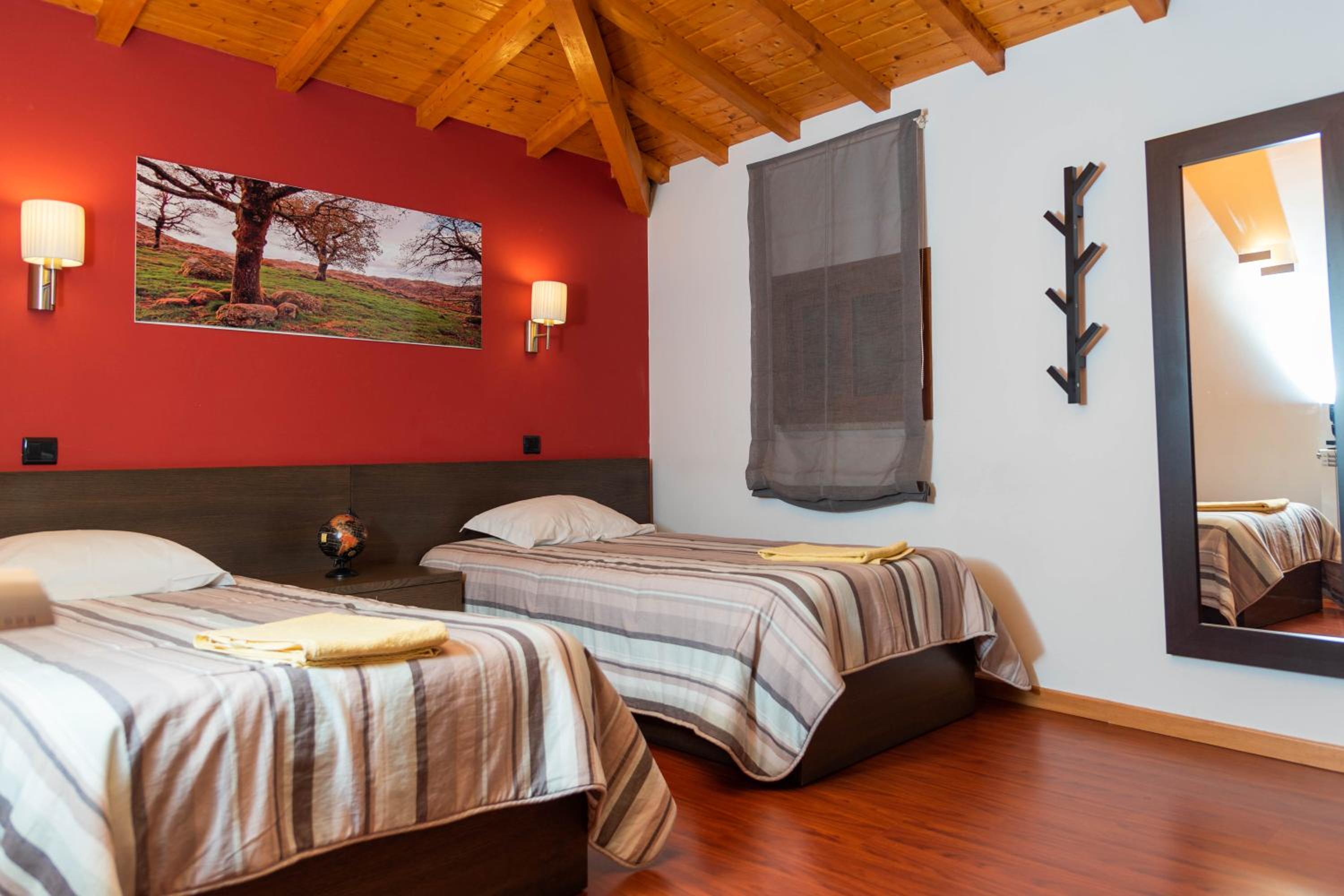 Two-Bedroom House photo 2