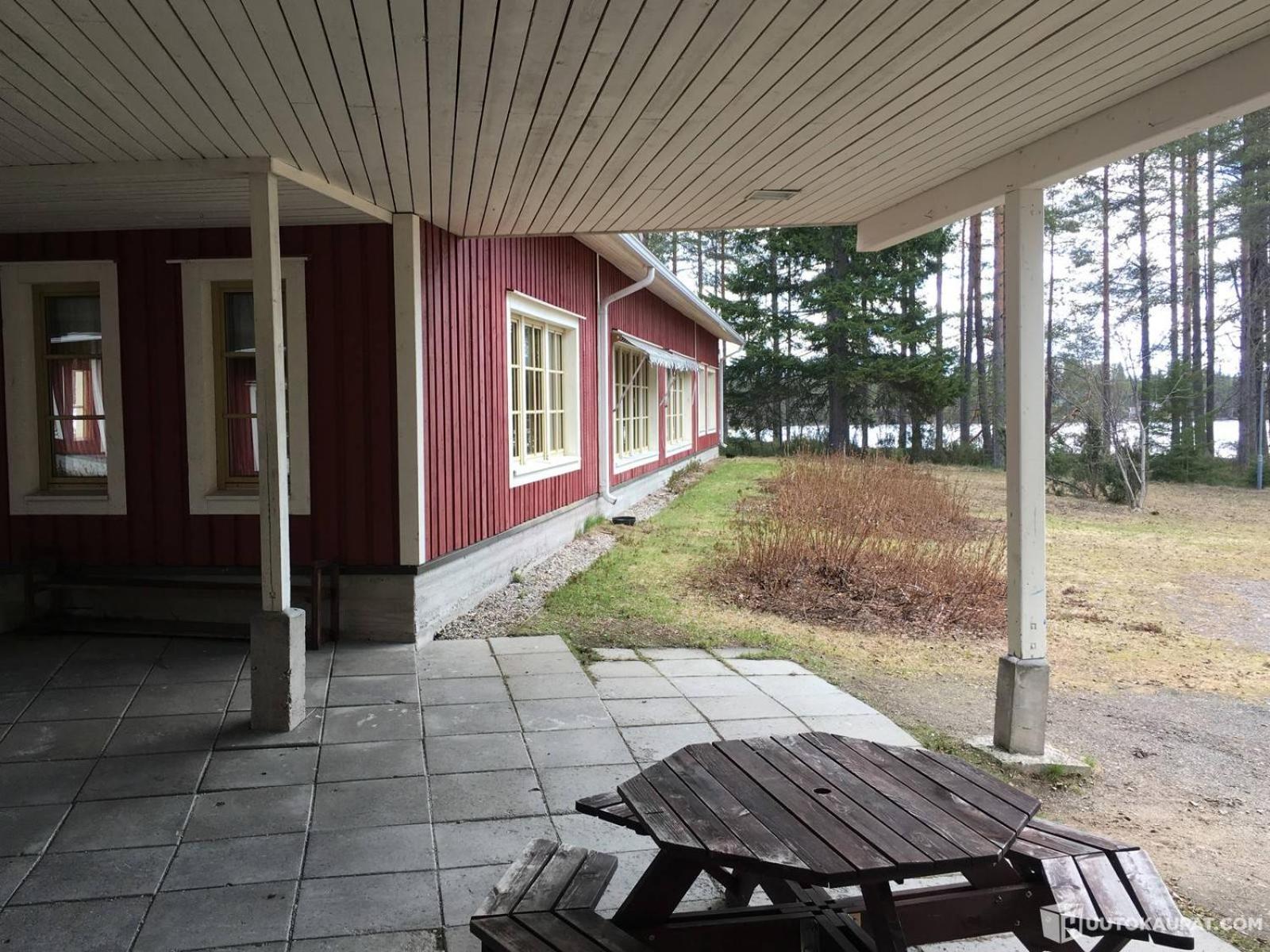 Apartment with Lake View - Photo 3