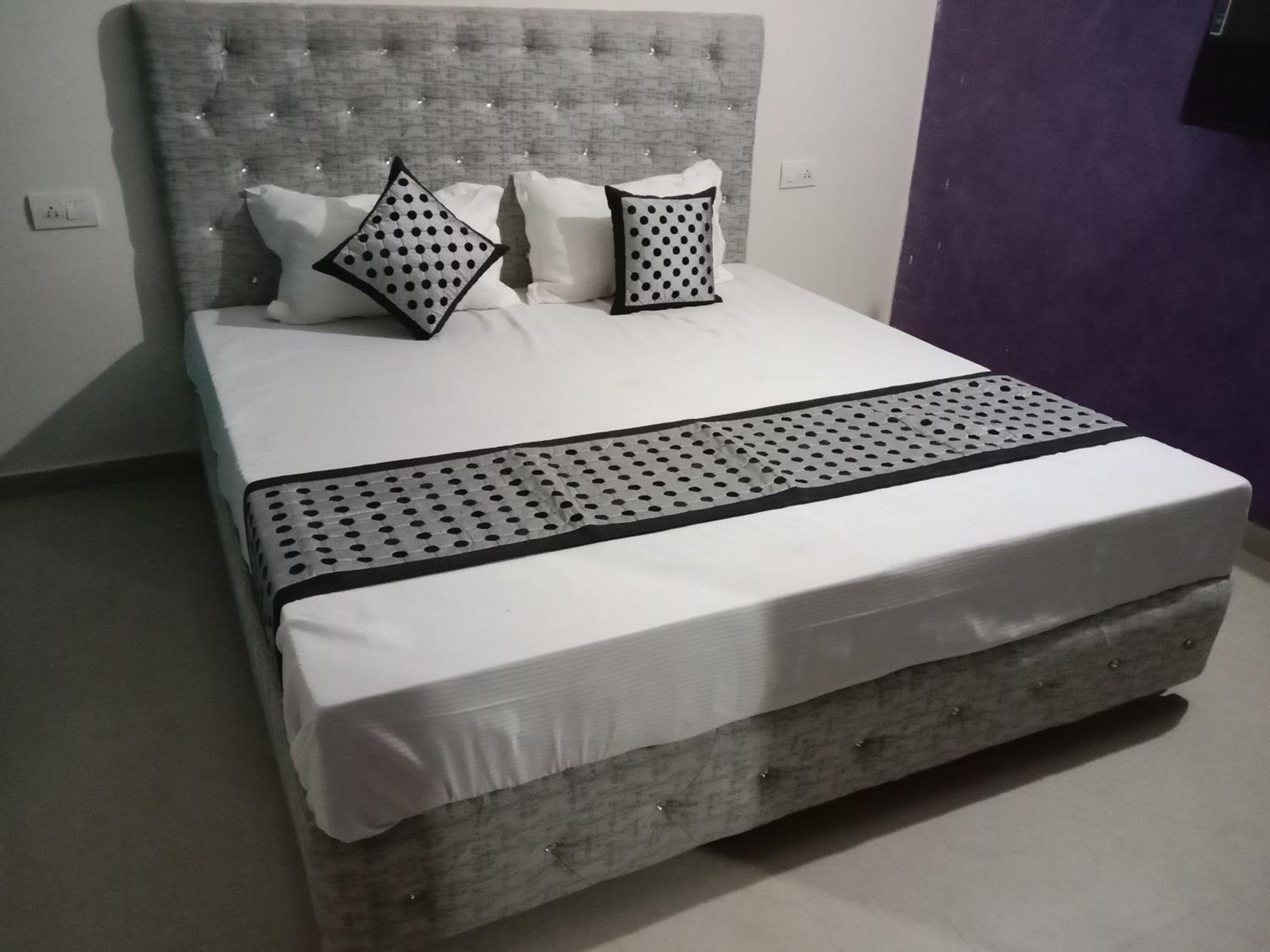 Deluxe Double Room (1 adult + 2 children) photo 3