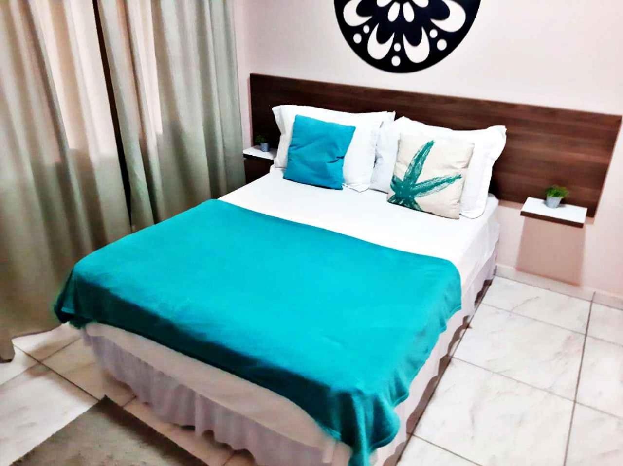 Standard Double Room - Photo 4