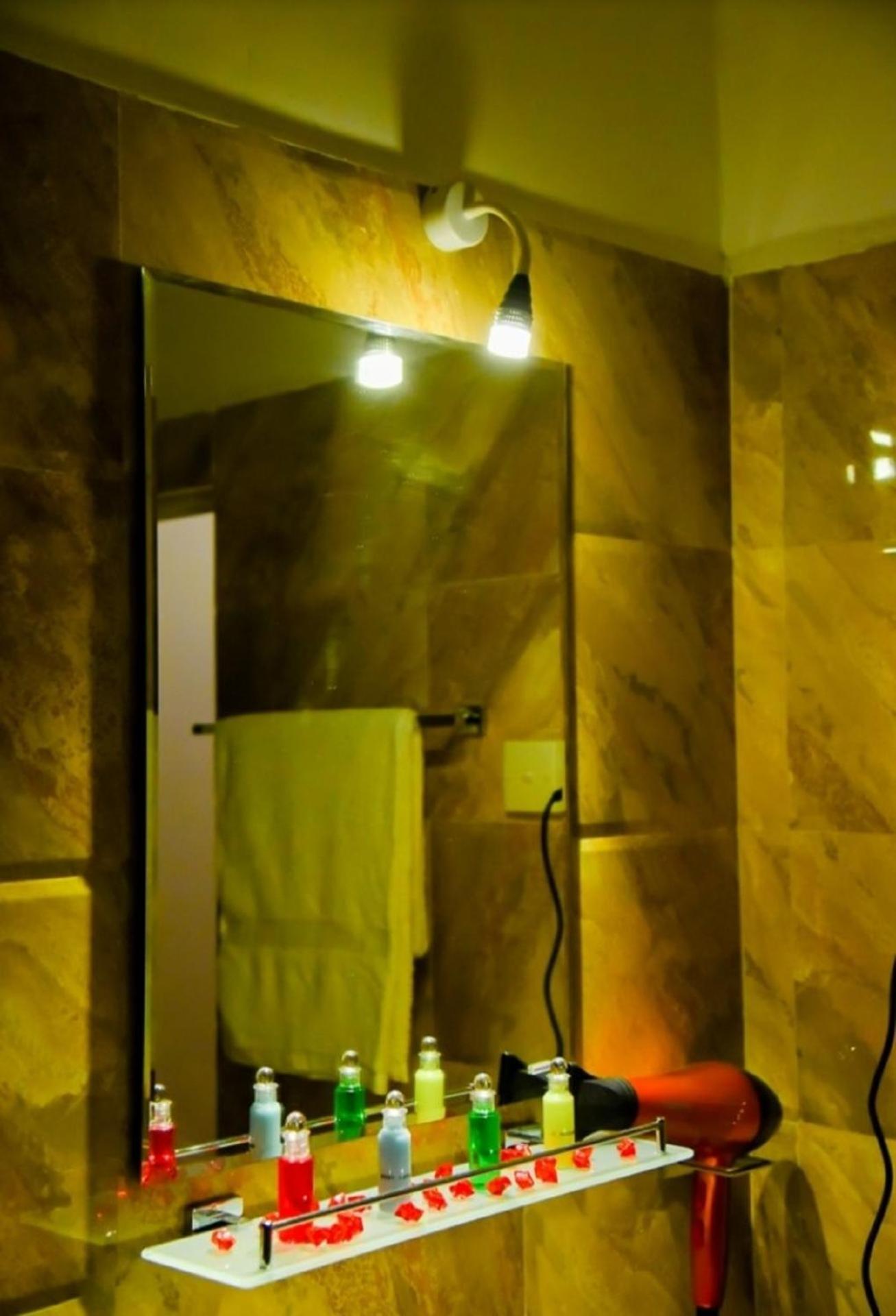 Deluxe Double Room - Photo 28