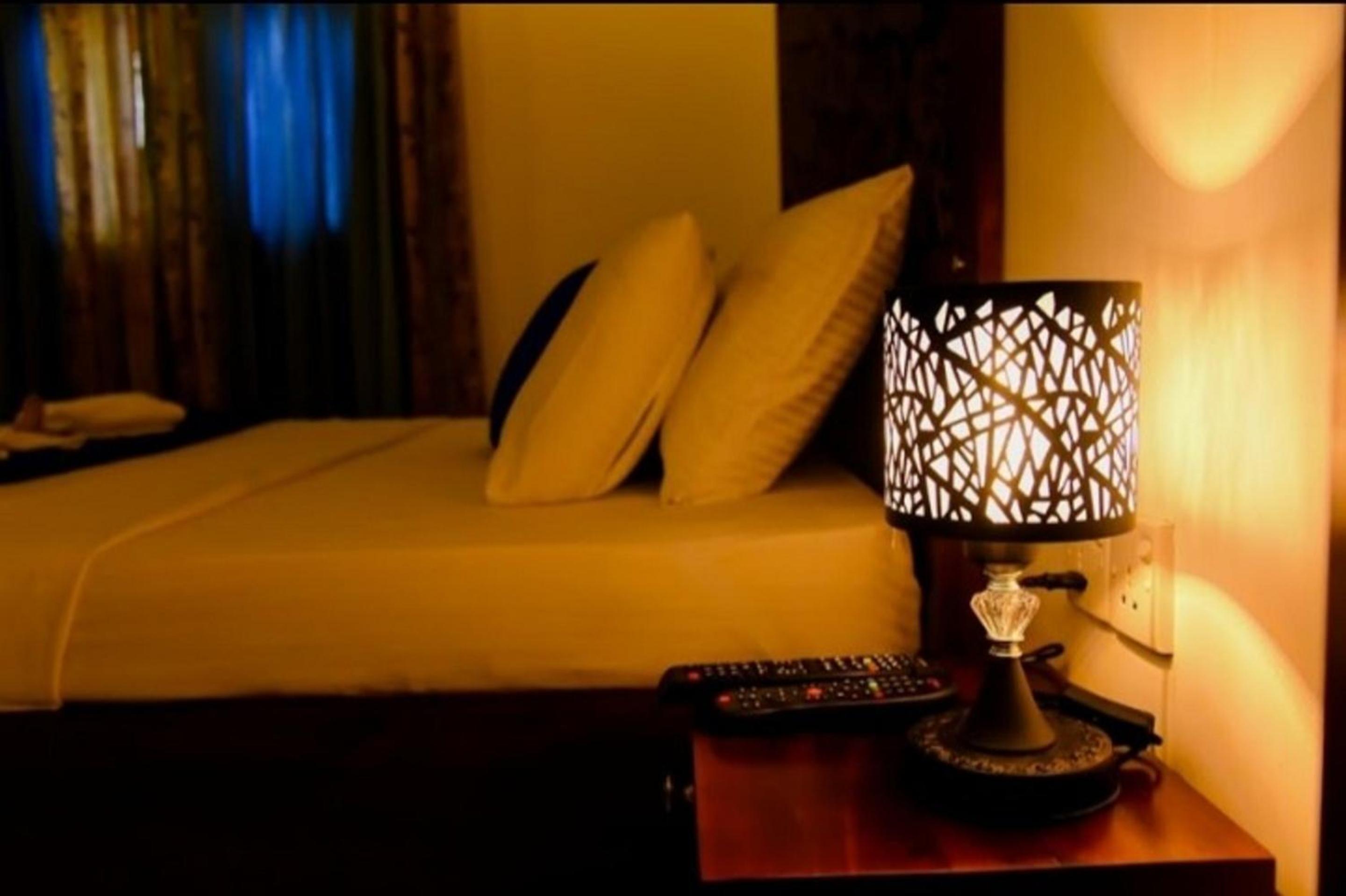 Deluxe Double Room - Photo 10