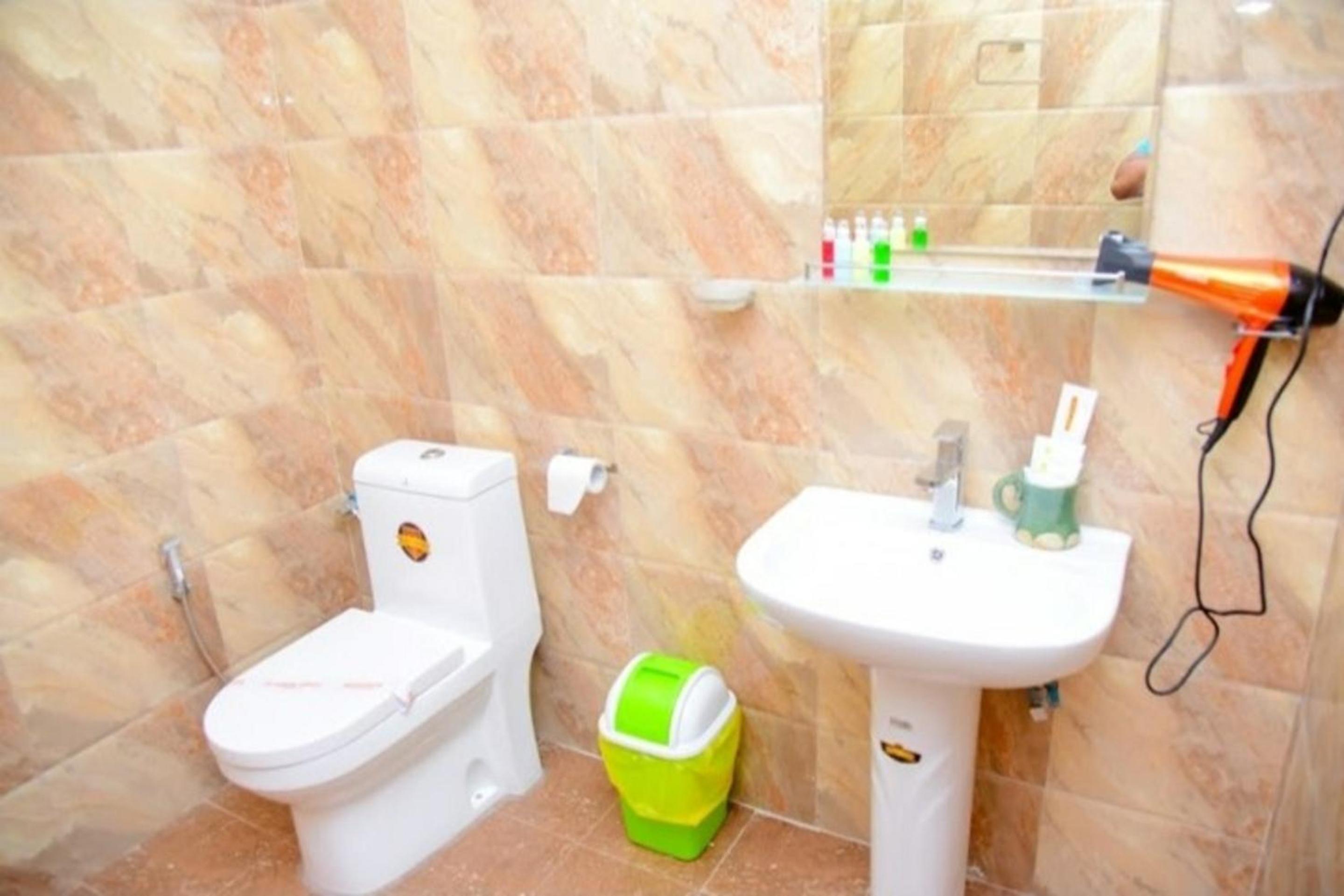 Deluxe Triple Room - Photo 15