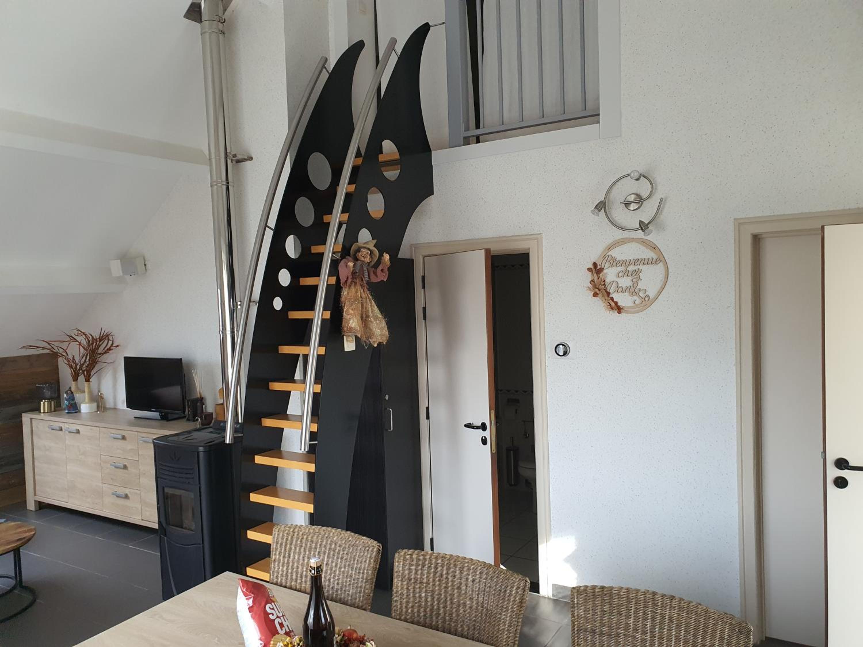 Two-Bedroom Apartment - Photo 29