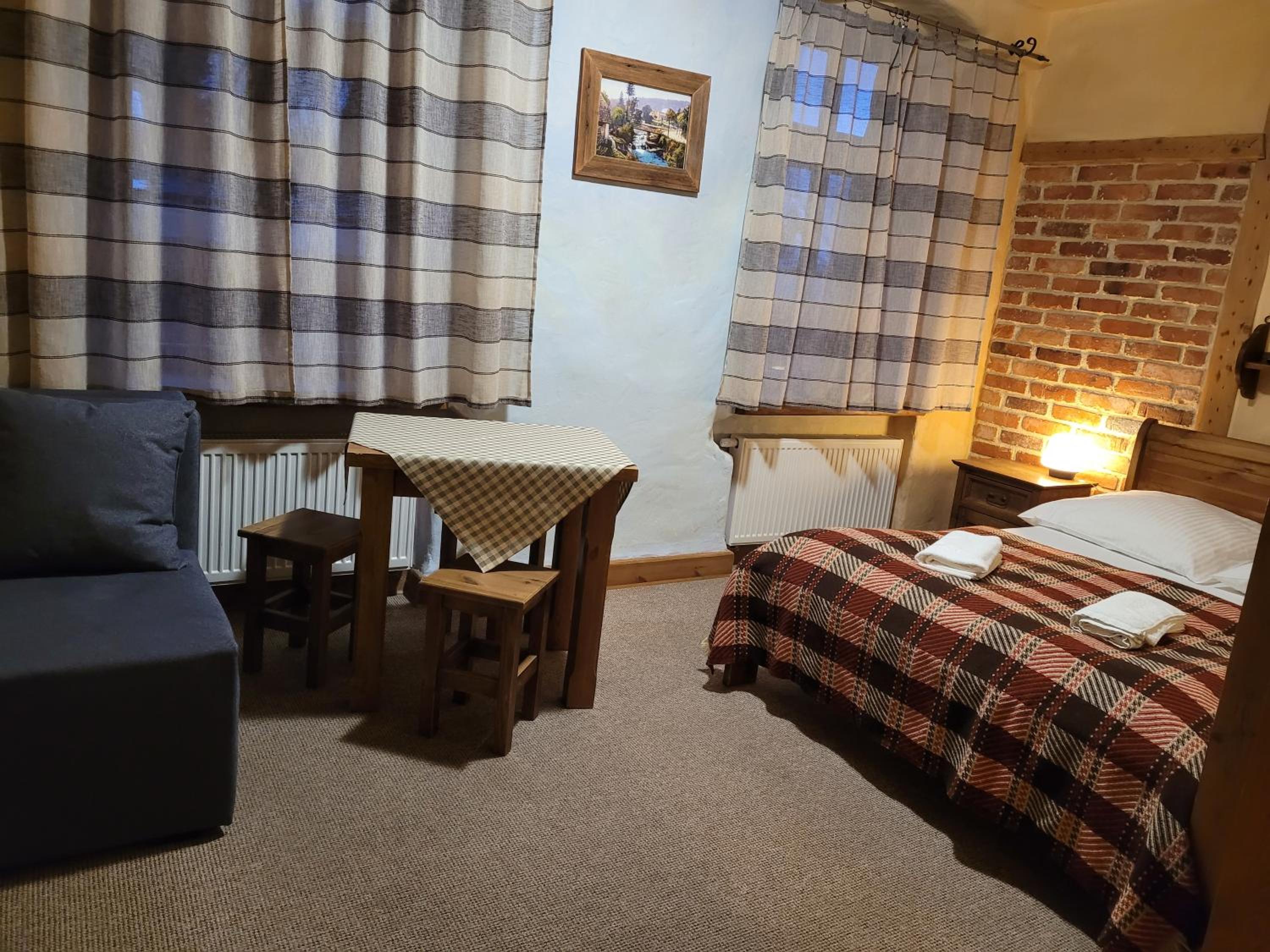 Triple Room with Private Bathroom - Photo 7