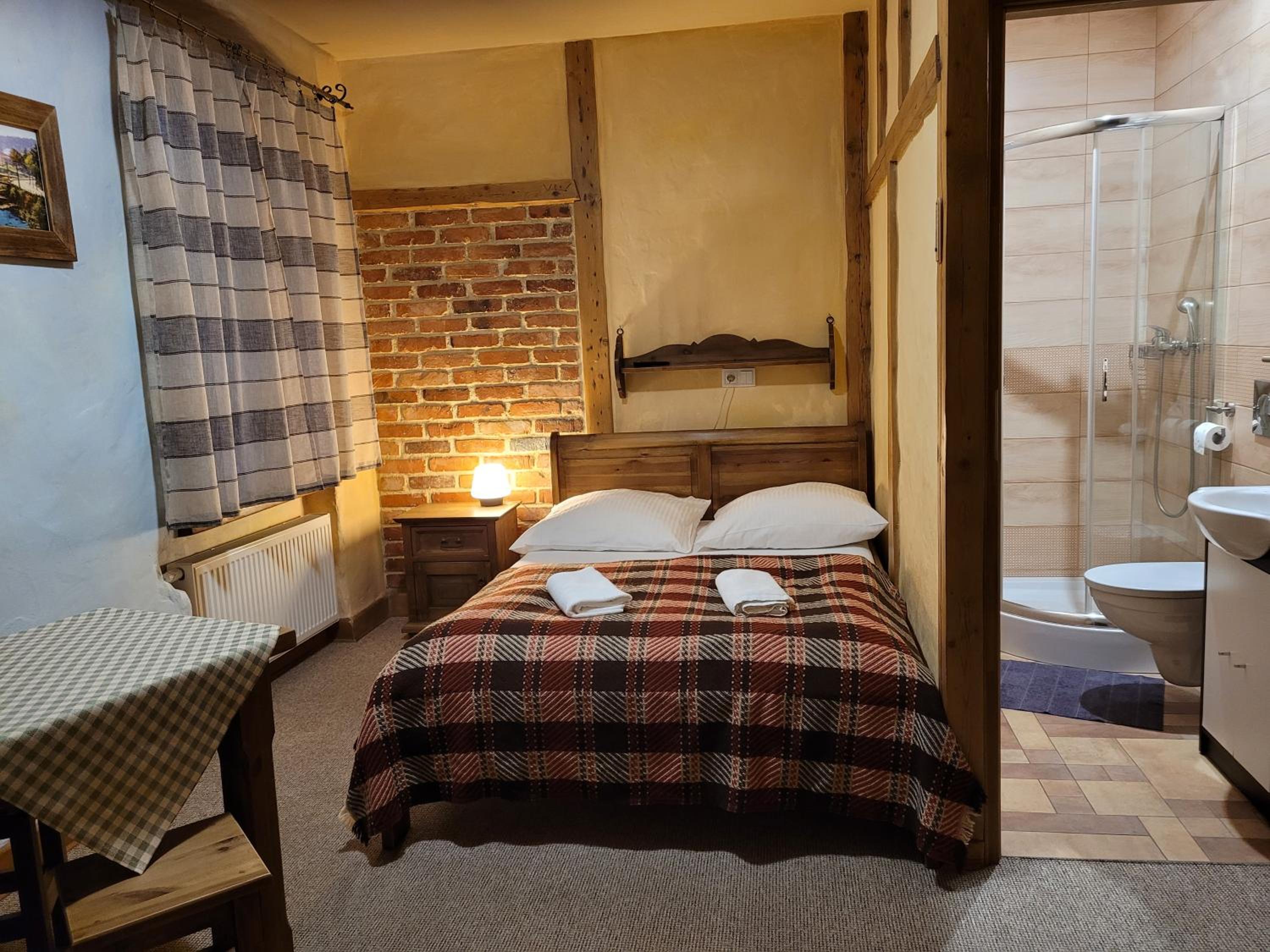 Triple Room with Private Bathroom - Photo 6