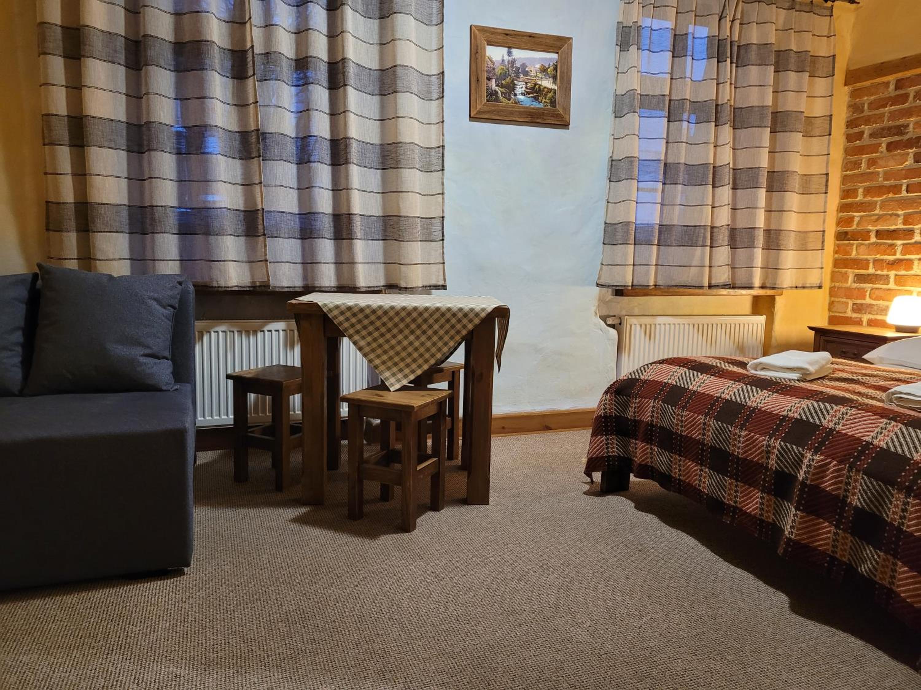 Triple Room with Private Bathroom - Photo 5