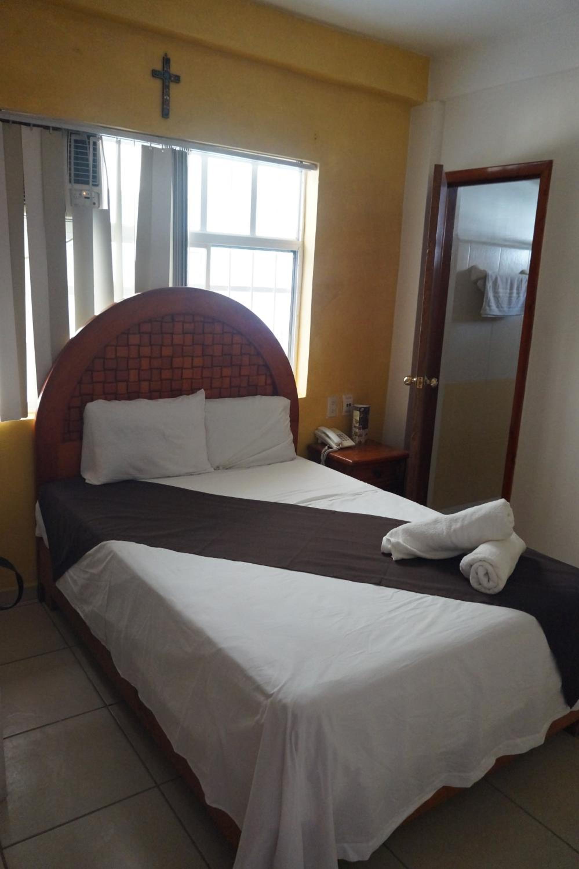 Large Single Room photo 2