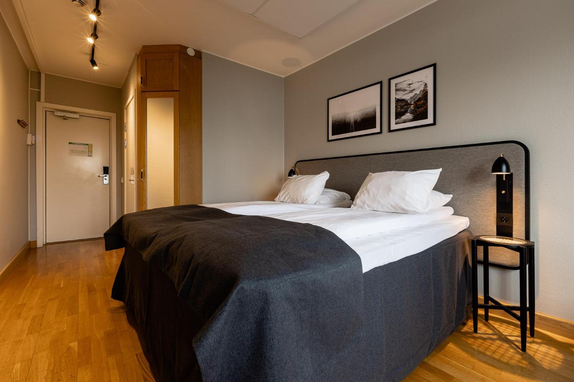 Standard Double Room - Photo 5